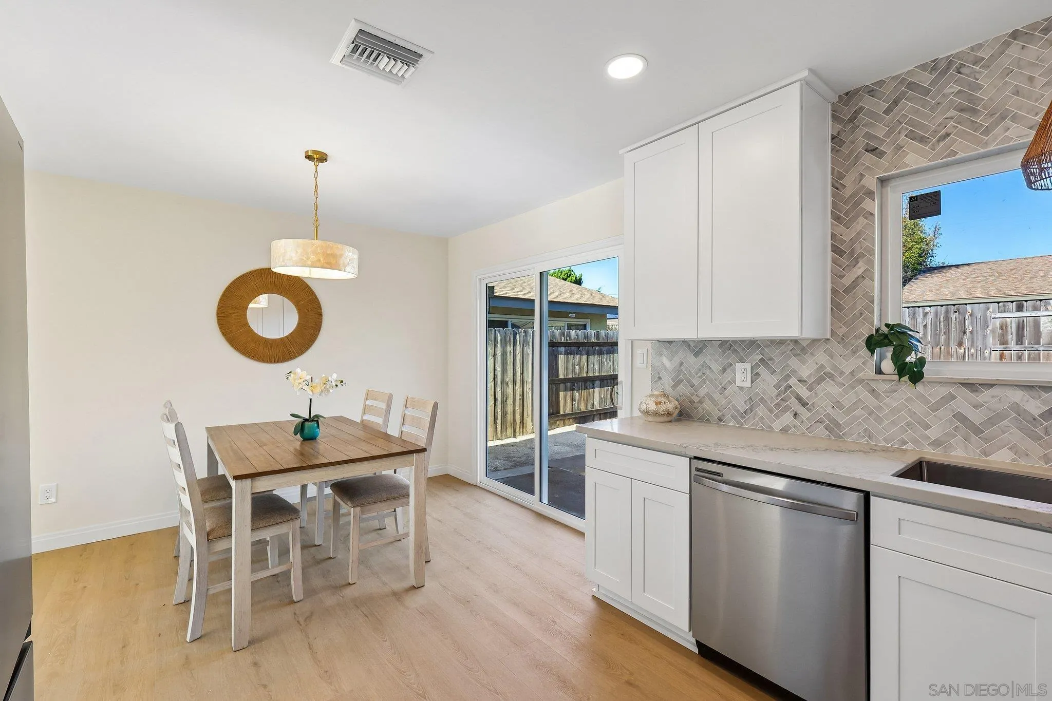 7235 Whipple Ave, San Diego, CA 92122 7235 Whipple Ave, San Diego, CA 92122
