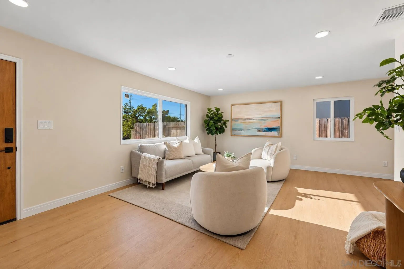 7235 Whipple Ave, San Diego, CA 92122 7235 Whipple Ave, San Diego, CA 92122