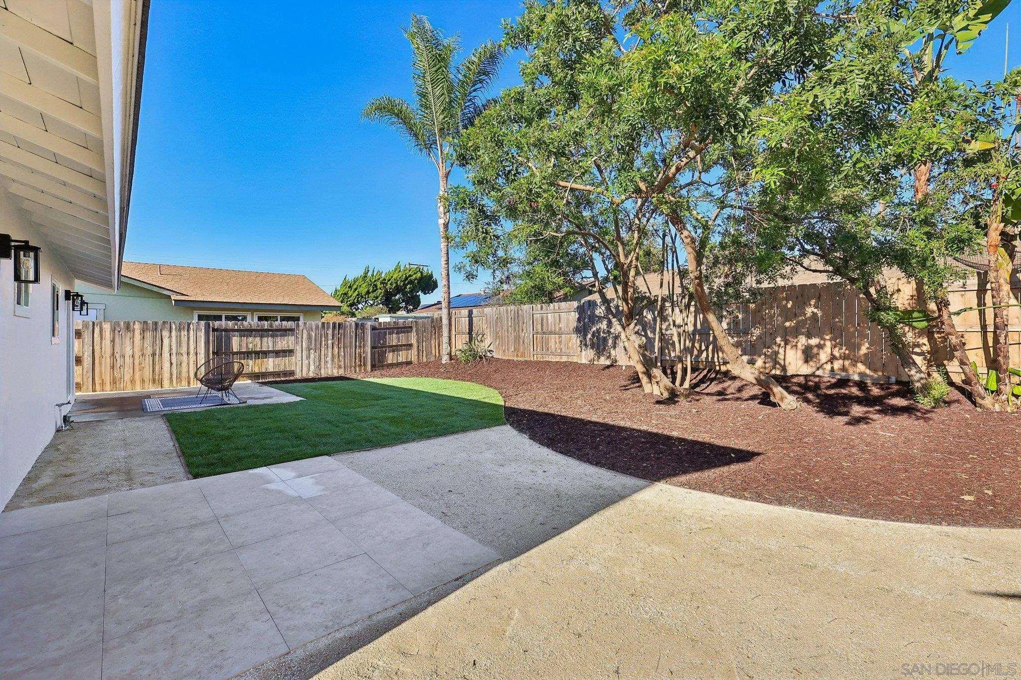 7235 Whipple Ave, San Diego, CA 92122 7235 Whipple Ave, San Diego, CA 92122