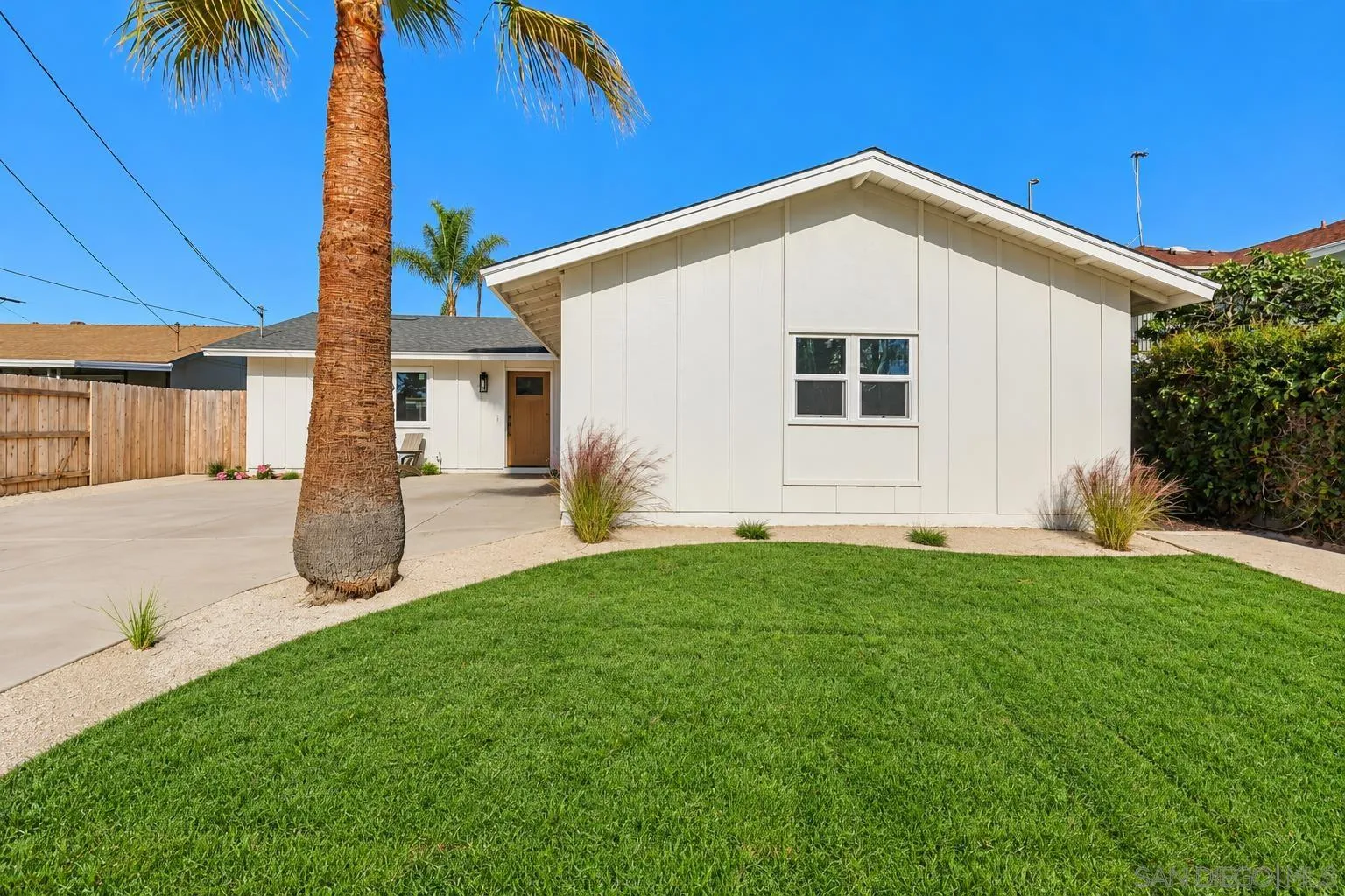 7235 Whipple Ave, San Diego, CA 92122 7235 Whipple Ave, San Diego, CA 92122