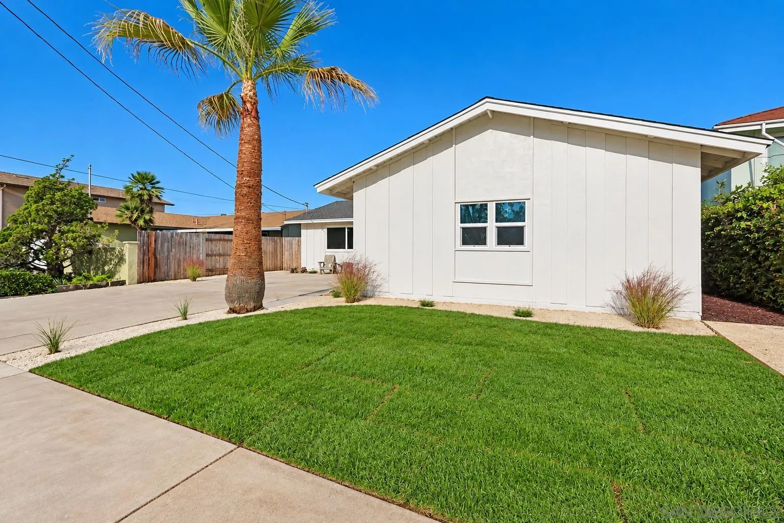 7235 Whipple Ave, San Diego, CA 92122 7235 Whipple Ave, San Diego, CA 92122