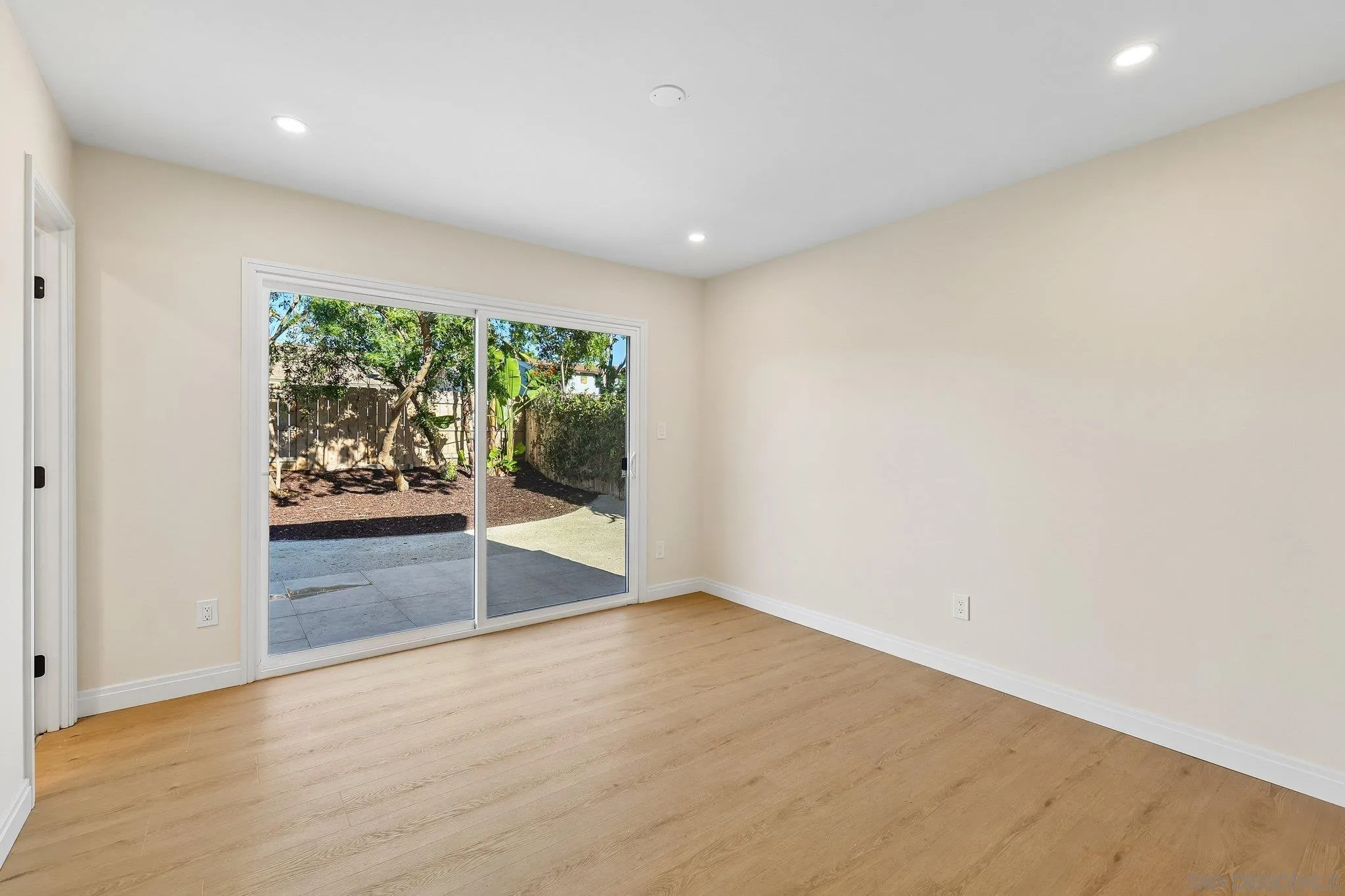 7235 Whipple Ave, San Diego, CA 92122 7235 Whipple Ave, San Diego, CA 92122