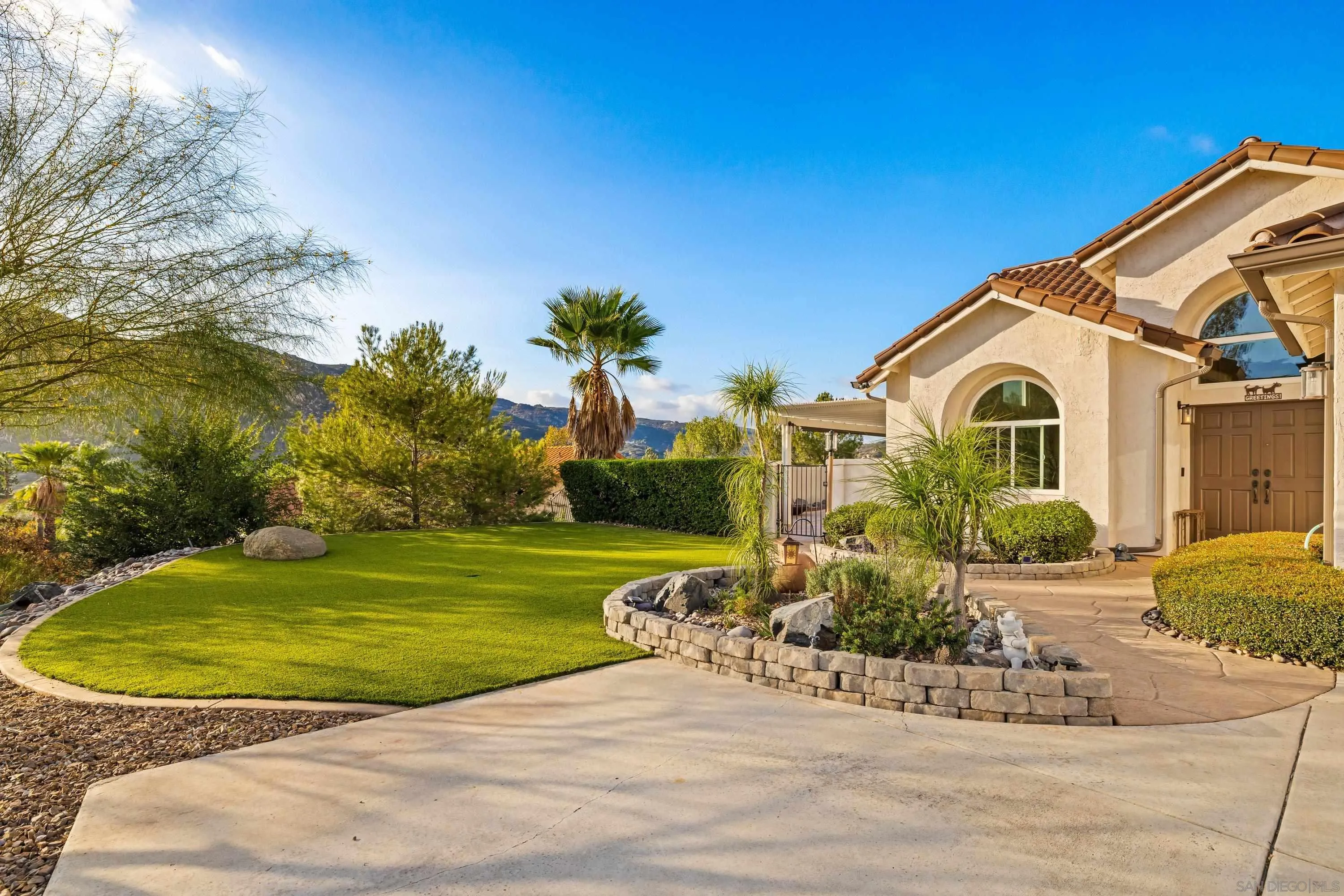 8902 Chestnut Roan Way, Alpine, CA 91901 8902 Chestnut Roan Way, Alpine, CA 91901