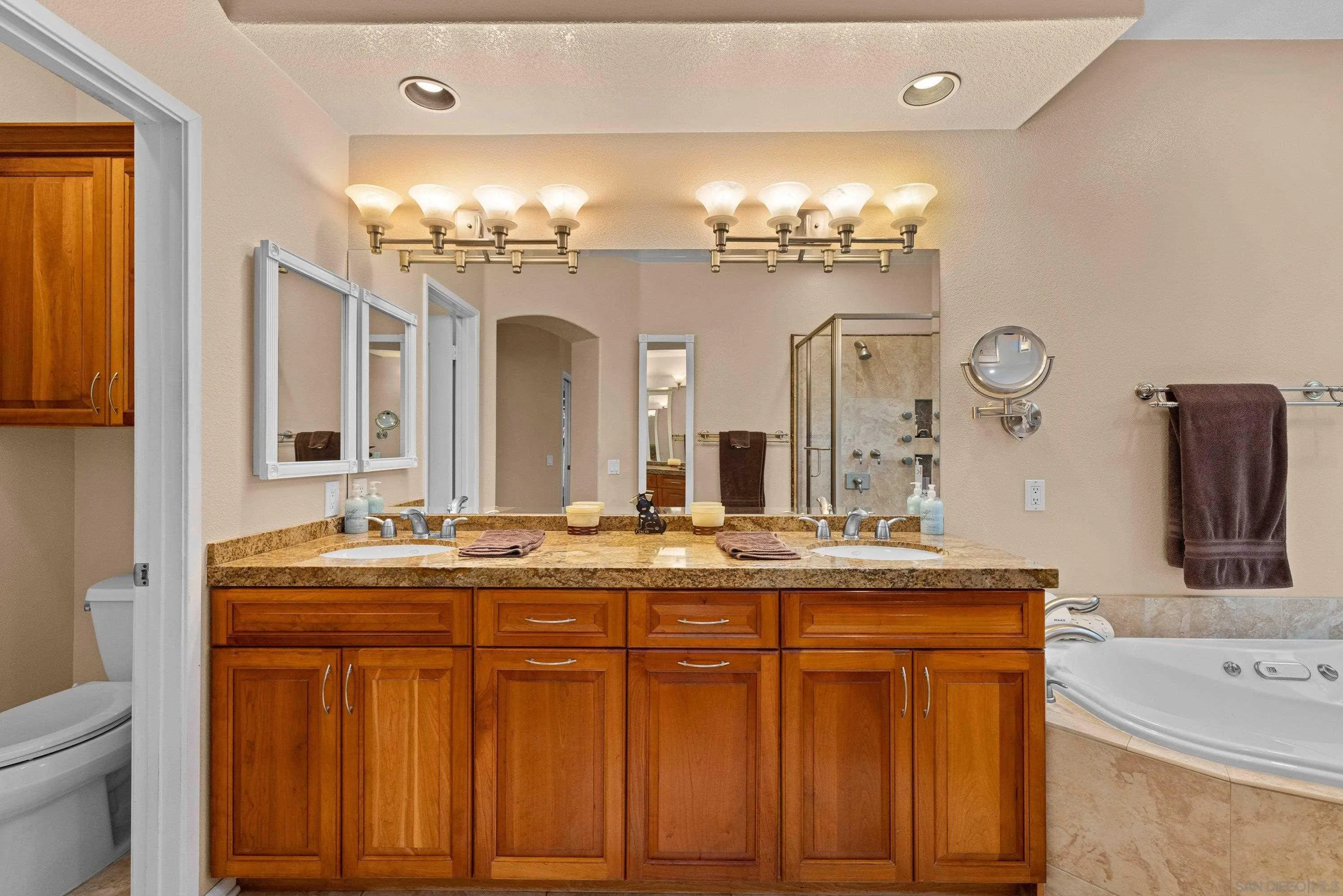 8902 Chestnut Roan Way, Alpine, CA 91901 8902 Chestnut Roan Way, Alpine, CA 91901