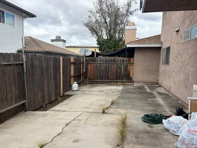 1225 Arcadia Ave, Vista, CA 92084 1225 Arcadia Ave, Vista, CA 92084