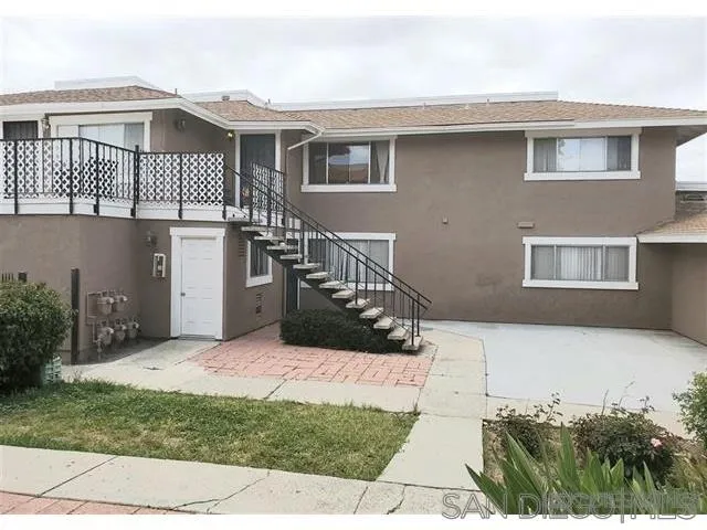 1225 Arcadia Ave