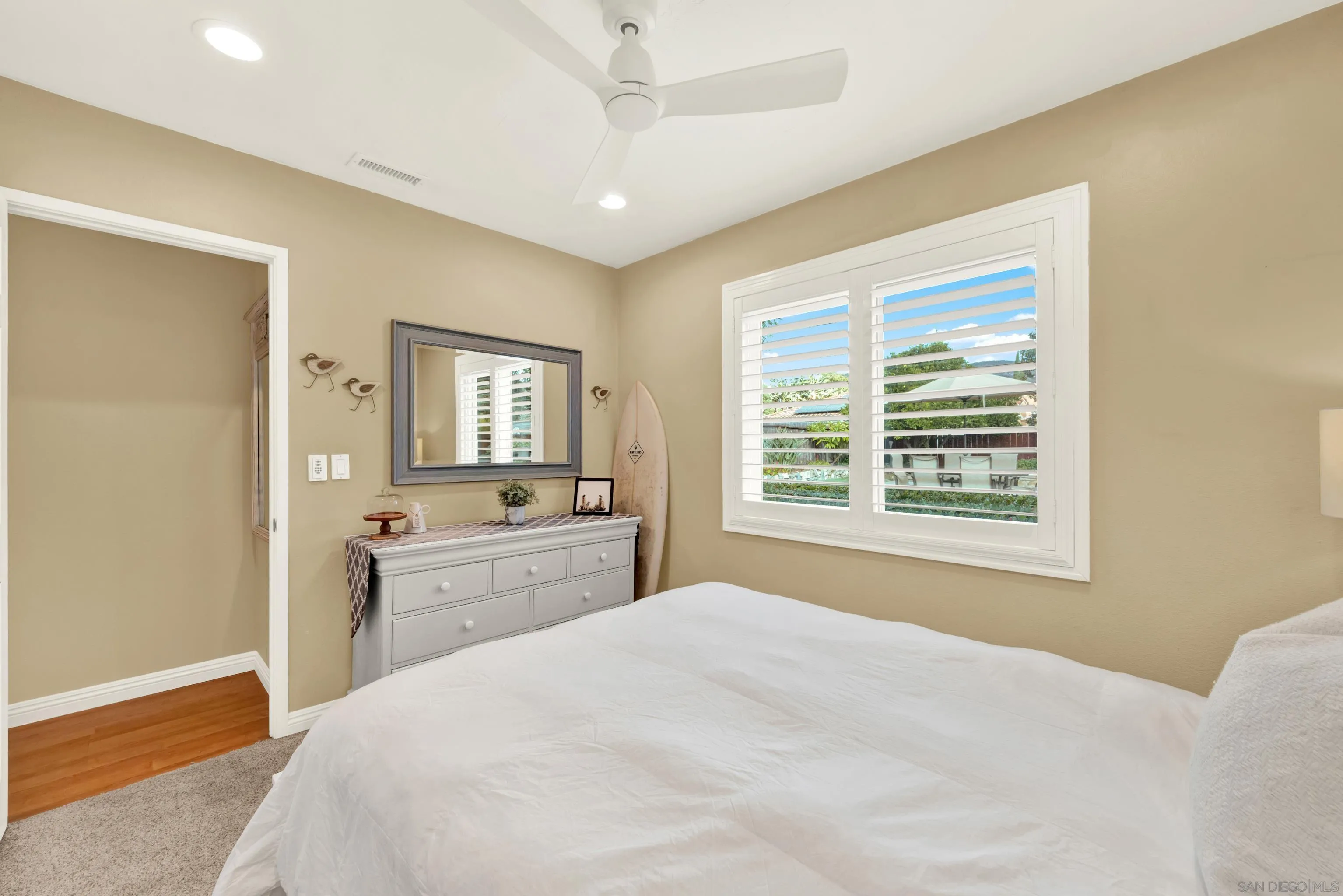 https://cdn.realtyfeed.com/cdn/127/260025913/a32e637157e803ed820d467599a26188.webp