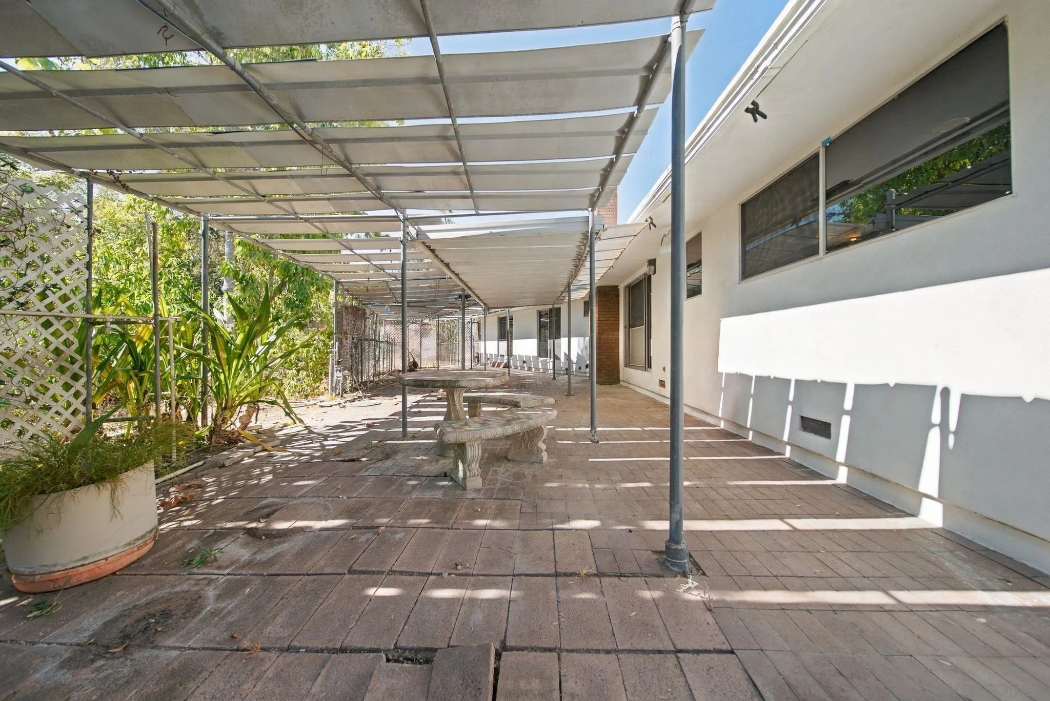 4940 Alzeda Dr, La Mesa, CA 91941 4940 Alzeda Dr, La Mesa, CA 91941