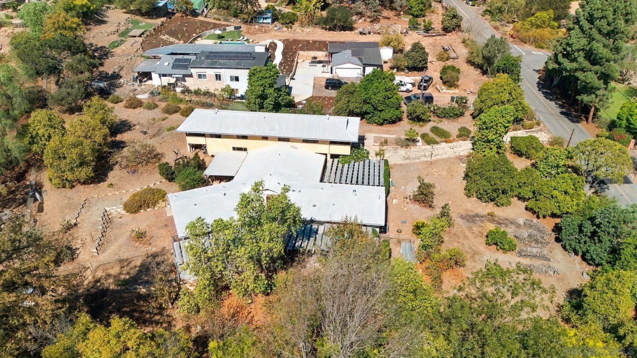 4940 Alzeda Dr, La Mesa, CA 91941 4940 Alzeda Dr, La Mesa, CA 91941