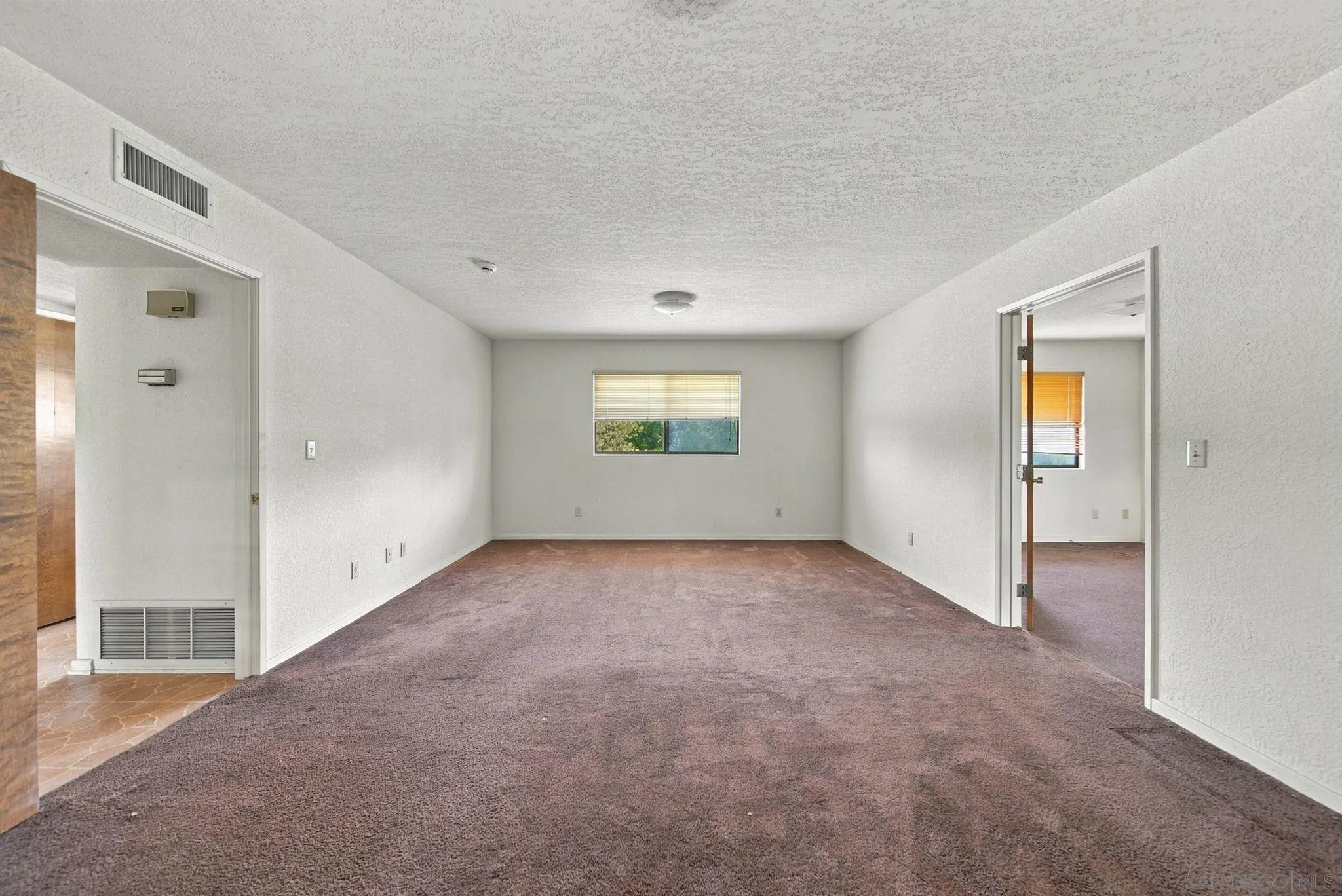 4940 Alzeda Dr, La Mesa, CA 91941 4940 Alzeda Dr, La Mesa, CA 91941
