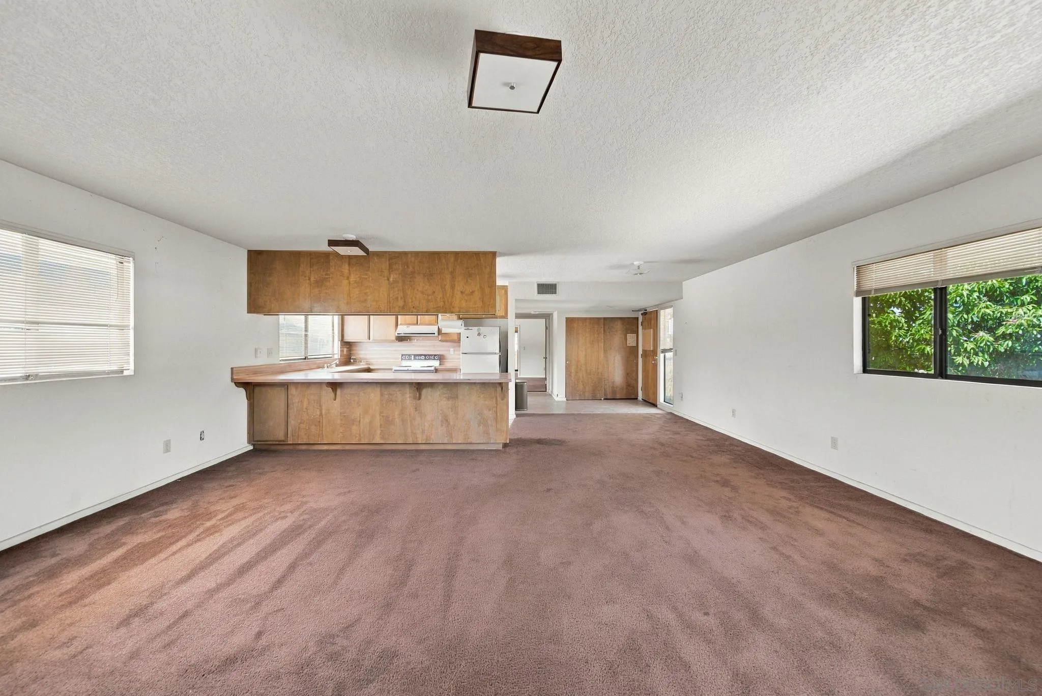 4940 Alzeda Dr, La Mesa, CA 91941 4940 Alzeda Dr, La Mesa, CA 91941