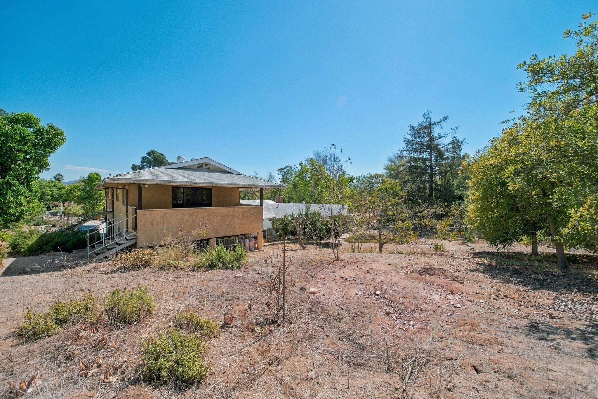4940 Alzeda Dr, La Mesa, CA 91941 4940 Alzeda Dr, La Mesa, CA 91941