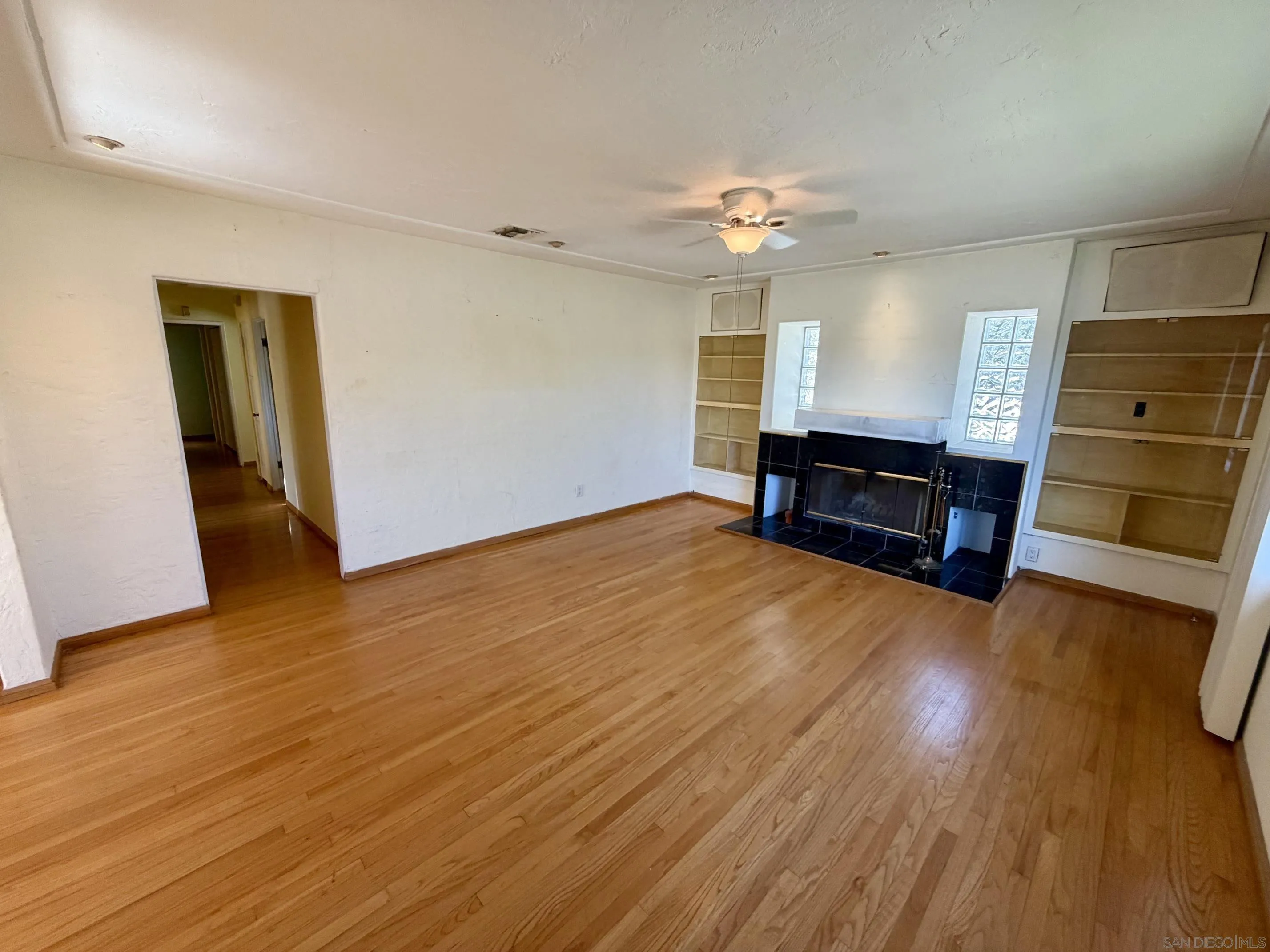 4604 49th St., San Diego, CA 92115 4604 49th St., San Diego, CA 92115