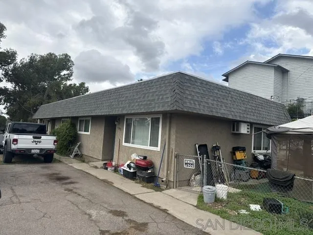 1242-46 Helix St, Spring Valley, CA 91977 1242-46 Helix St, Spring Valley, CA 91977