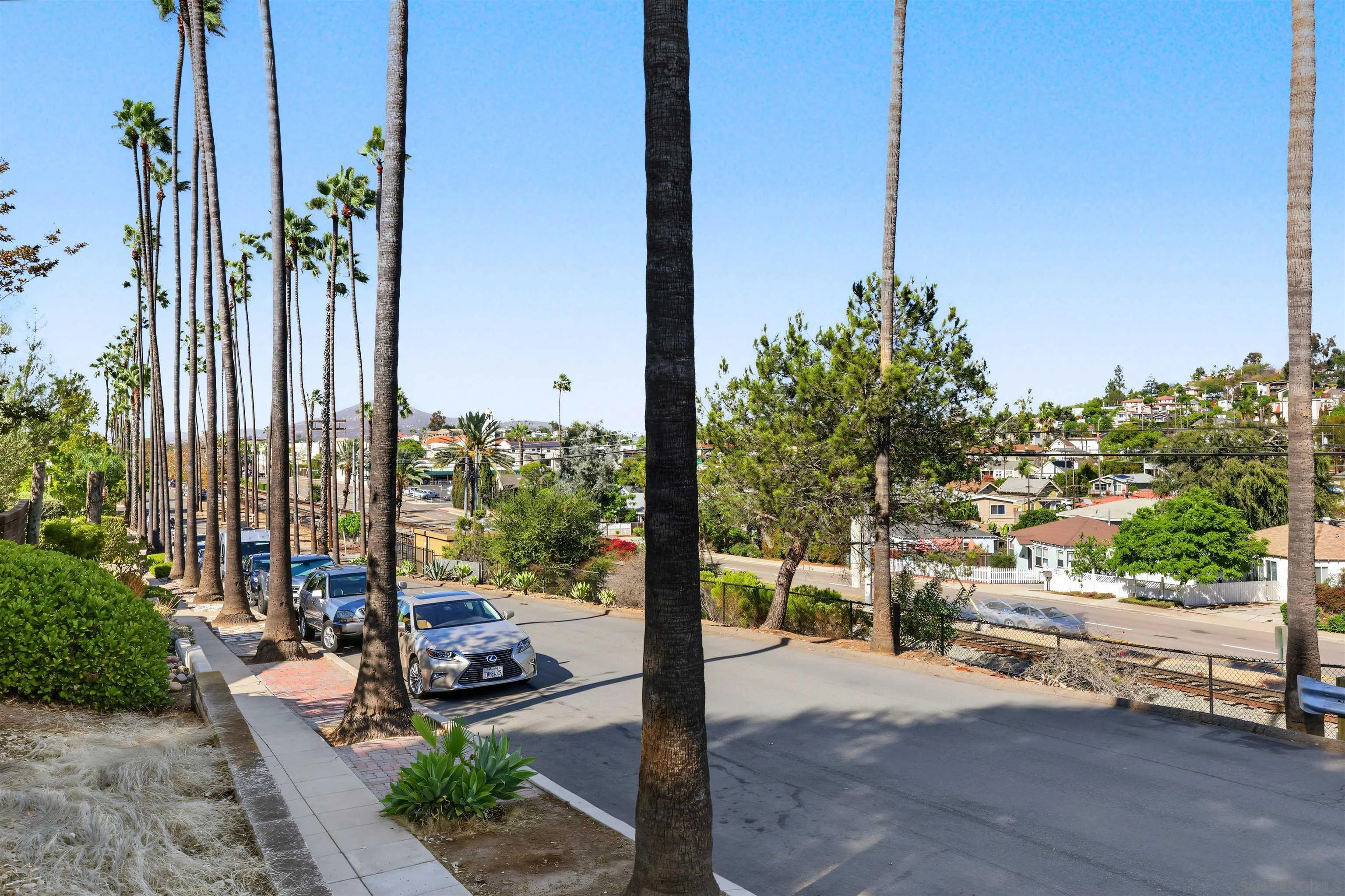 4524 Nebo Drive, La Mesa, CA 91941 4524 Nebo Drive, La Mesa, CA 91941