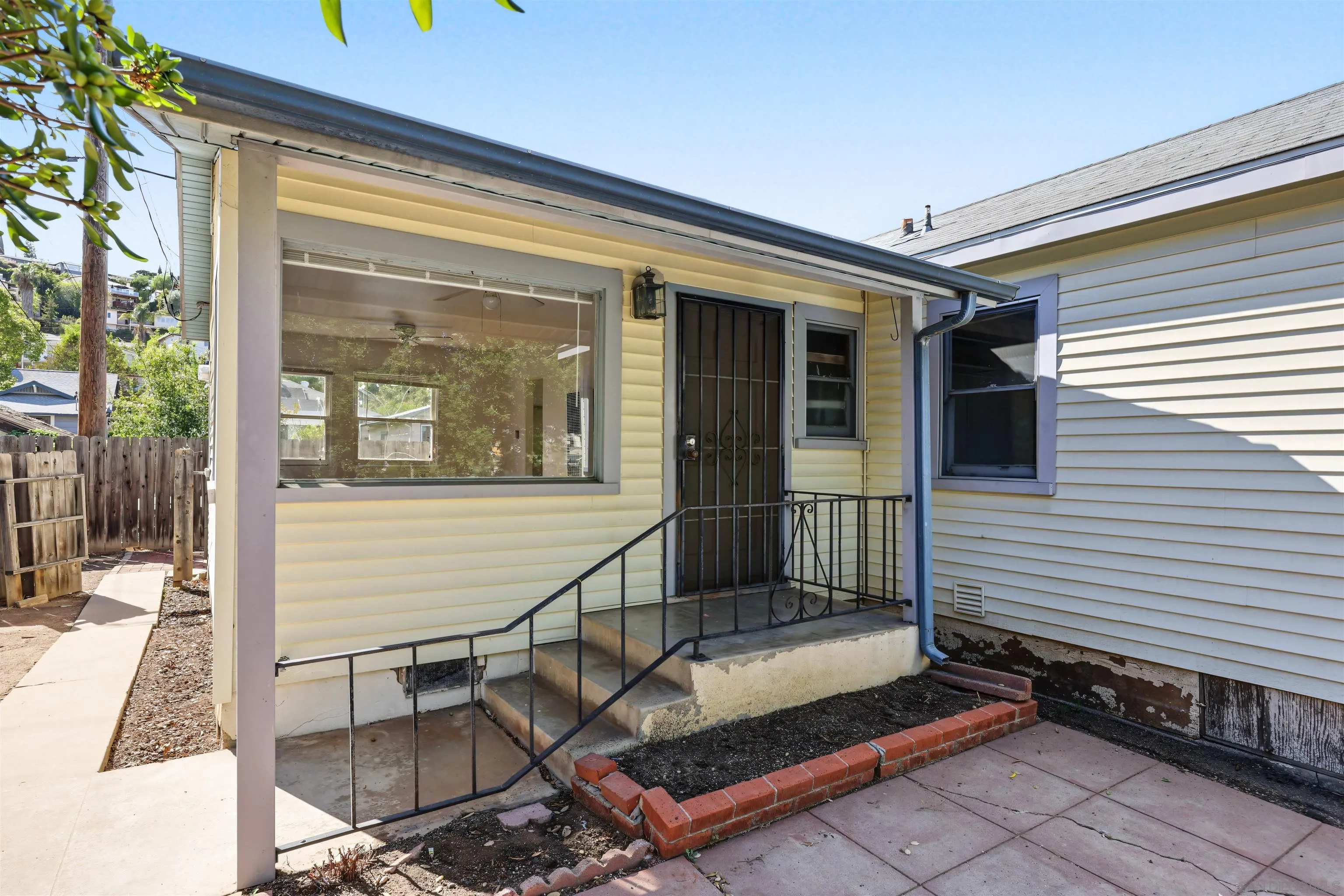 4524 Nebo Drive, La Mesa, CA 91941 4524 Nebo Drive, La Mesa, CA 91941