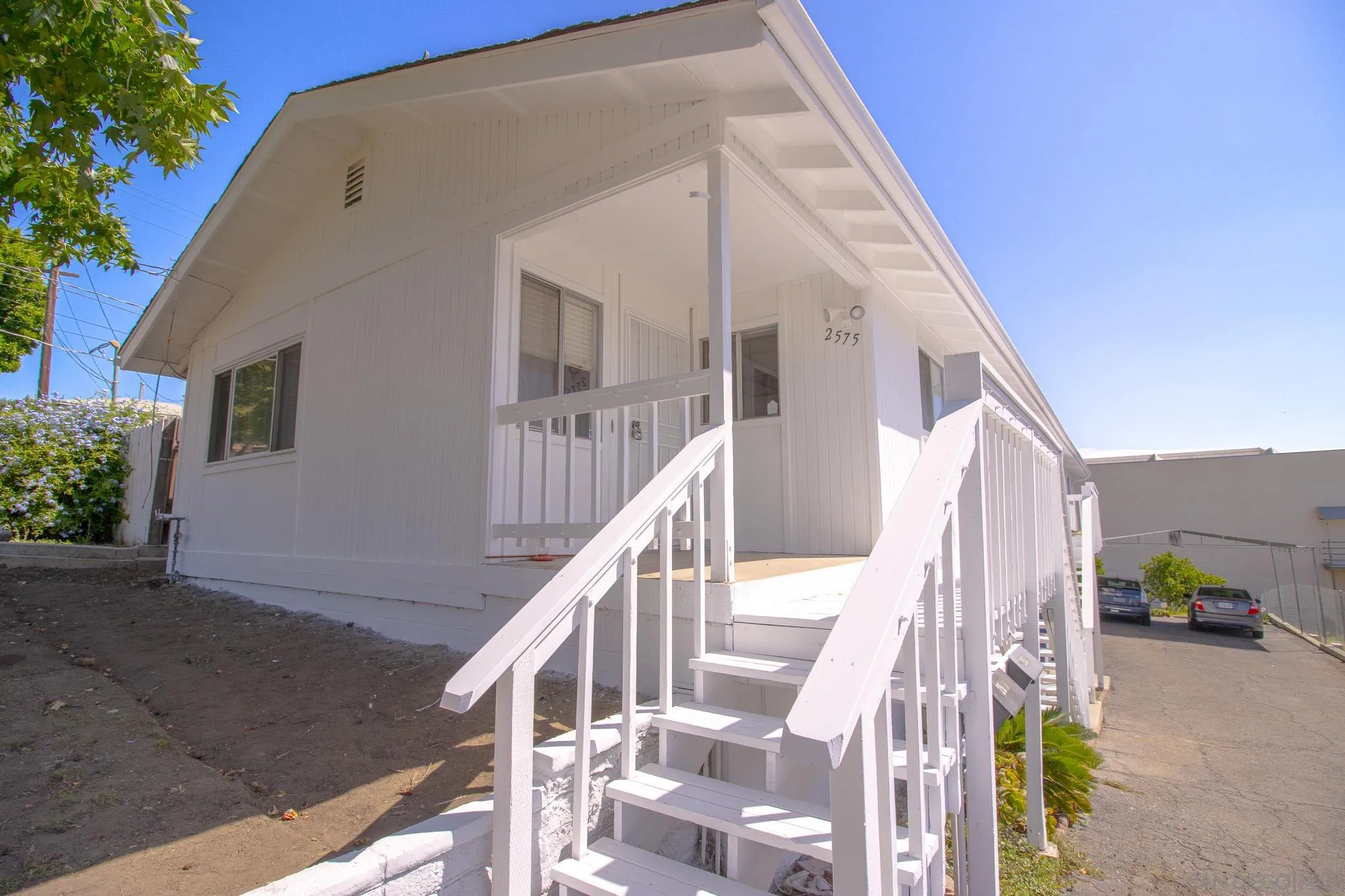 Lemon Grove, CA 91945