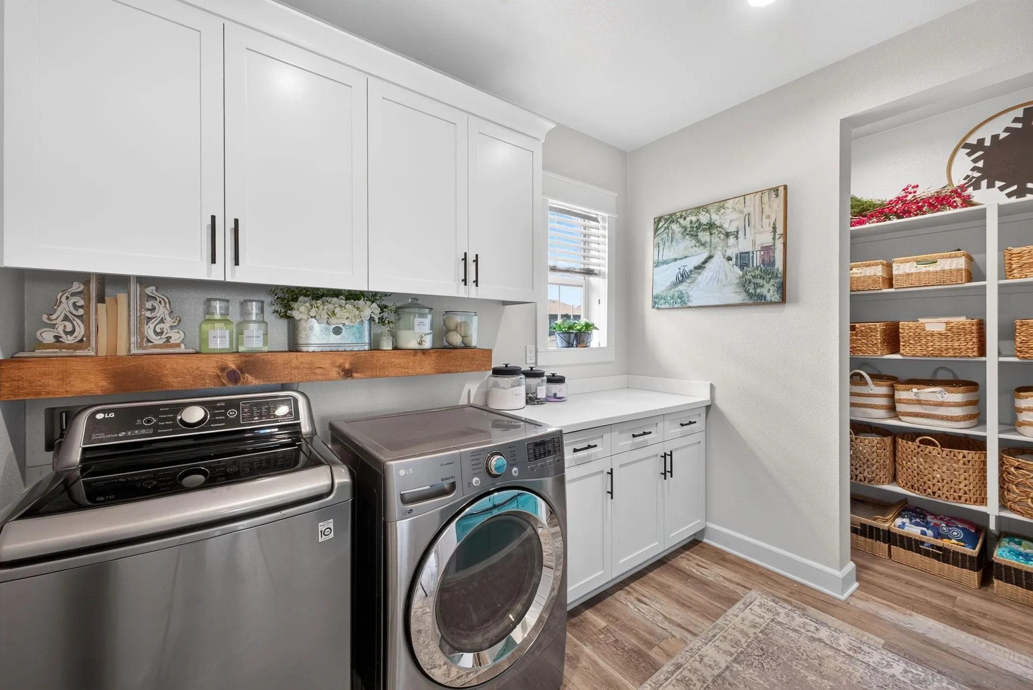 2019 Avenida Palomino, Chula Vista, CA 91913 Laundry