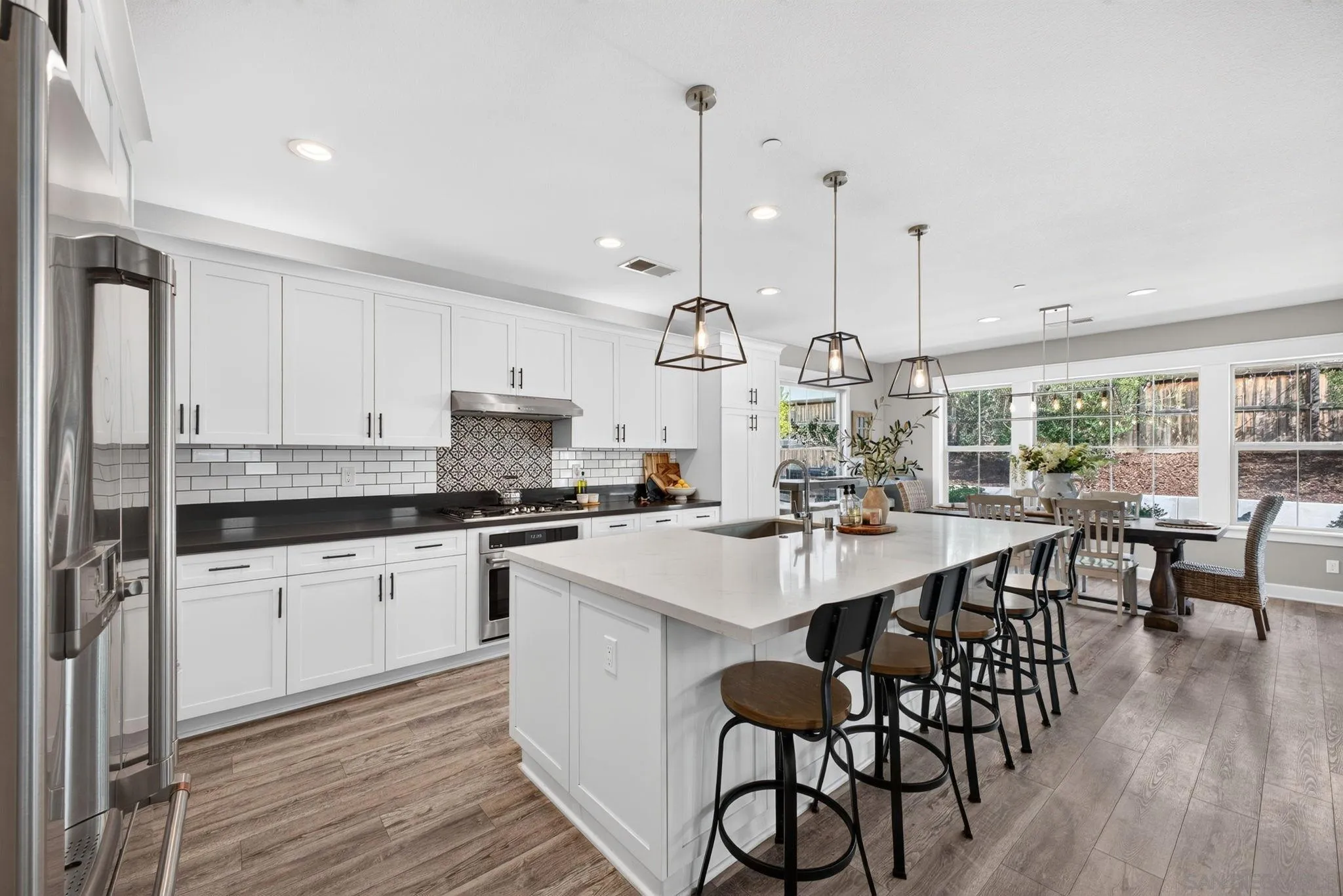 2019 Avenida Palomino, Chula Vista, CA 91913 Kitchen