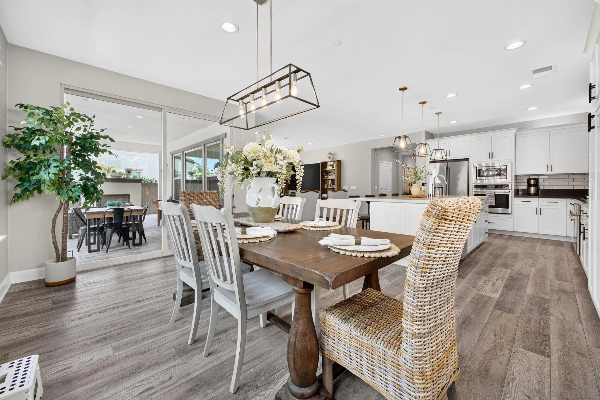 2019 Avenida Palomino, Chula Vista, CA 91913 Dining Area