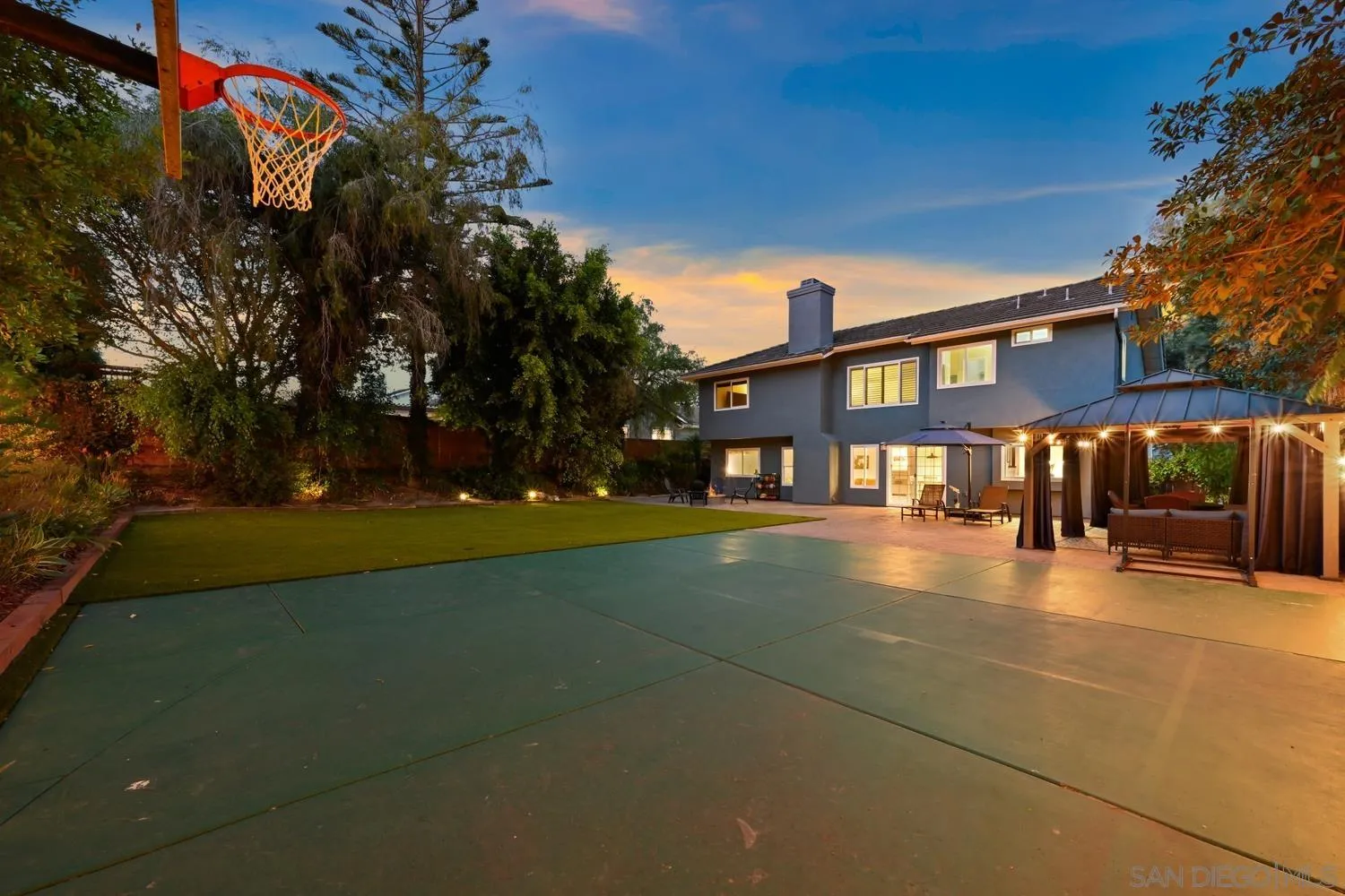 3401 Celinda Dr., Carlsbad, CA 92008 3401 Celinda Dr., Carlsbad, CA 92008
