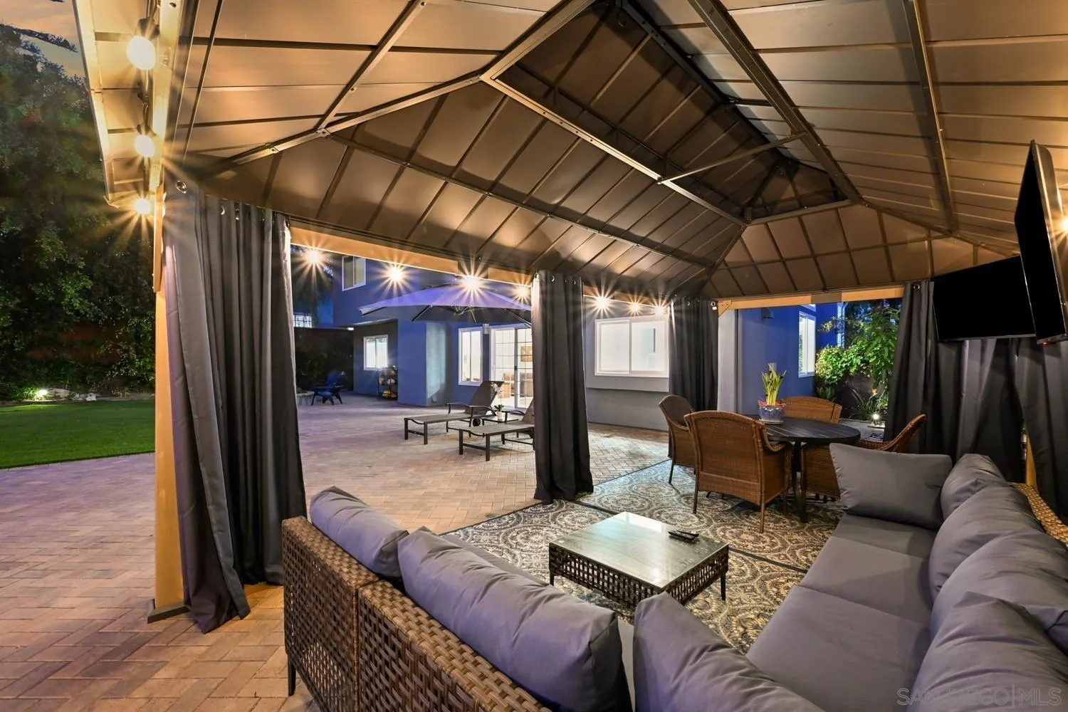 3401 Celinda Dr., Carlsbad, CA 92008 3401 Celinda Dr., Carlsbad, CA 92008