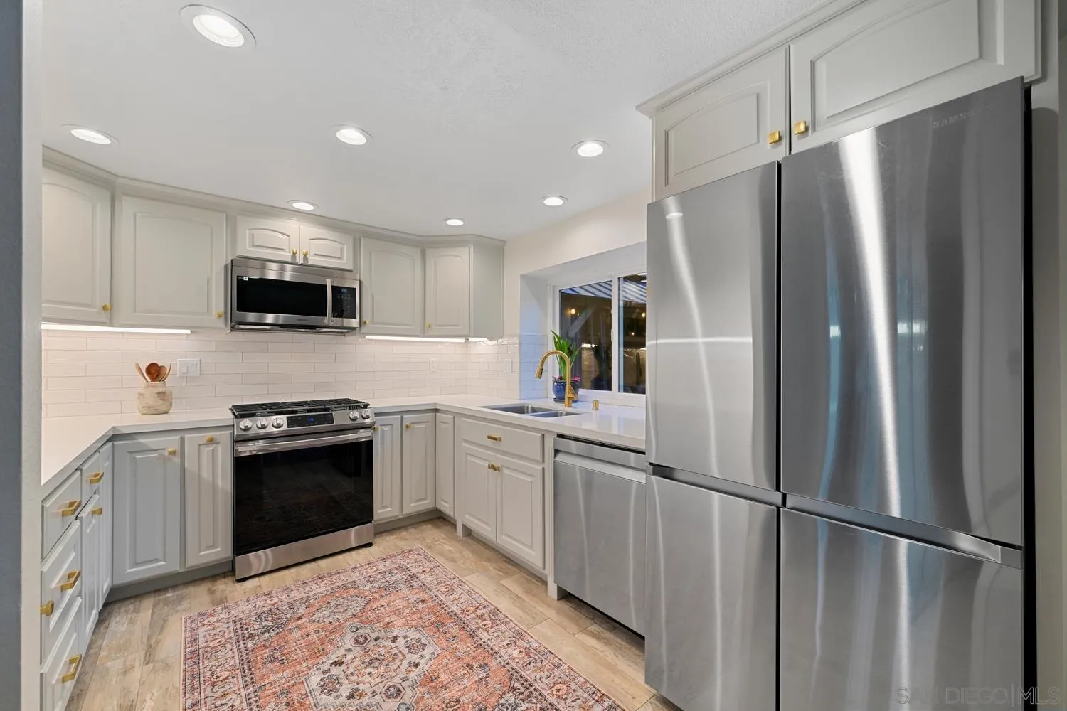 3401 Celinda Dr., Carlsbad, CA 92008 3401 Celinda Dr., Carlsbad, CA 92008