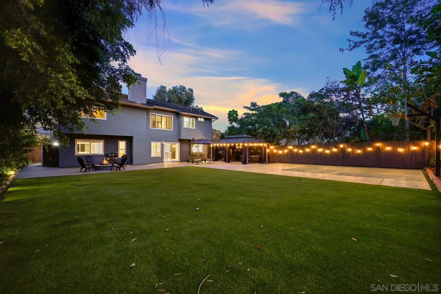 3401 Celinda Dr., Carlsbad, CA 92008 3401 Celinda Dr., Carlsbad, CA 92008