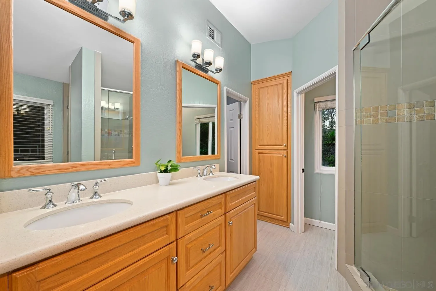 3401 Celinda Dr., Carlsbad, CA 92008 3401 Celinda Dr., Carlsbad, CA 92008