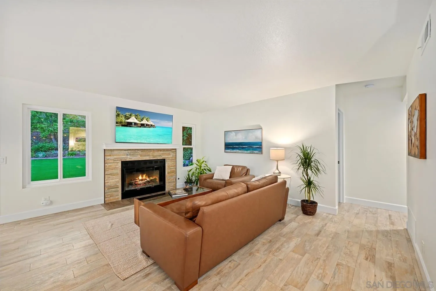 3401 Celinda Dr., Carlsbad, CA 92008 3401 Celinda Dr., Carlsbad, CA 92008