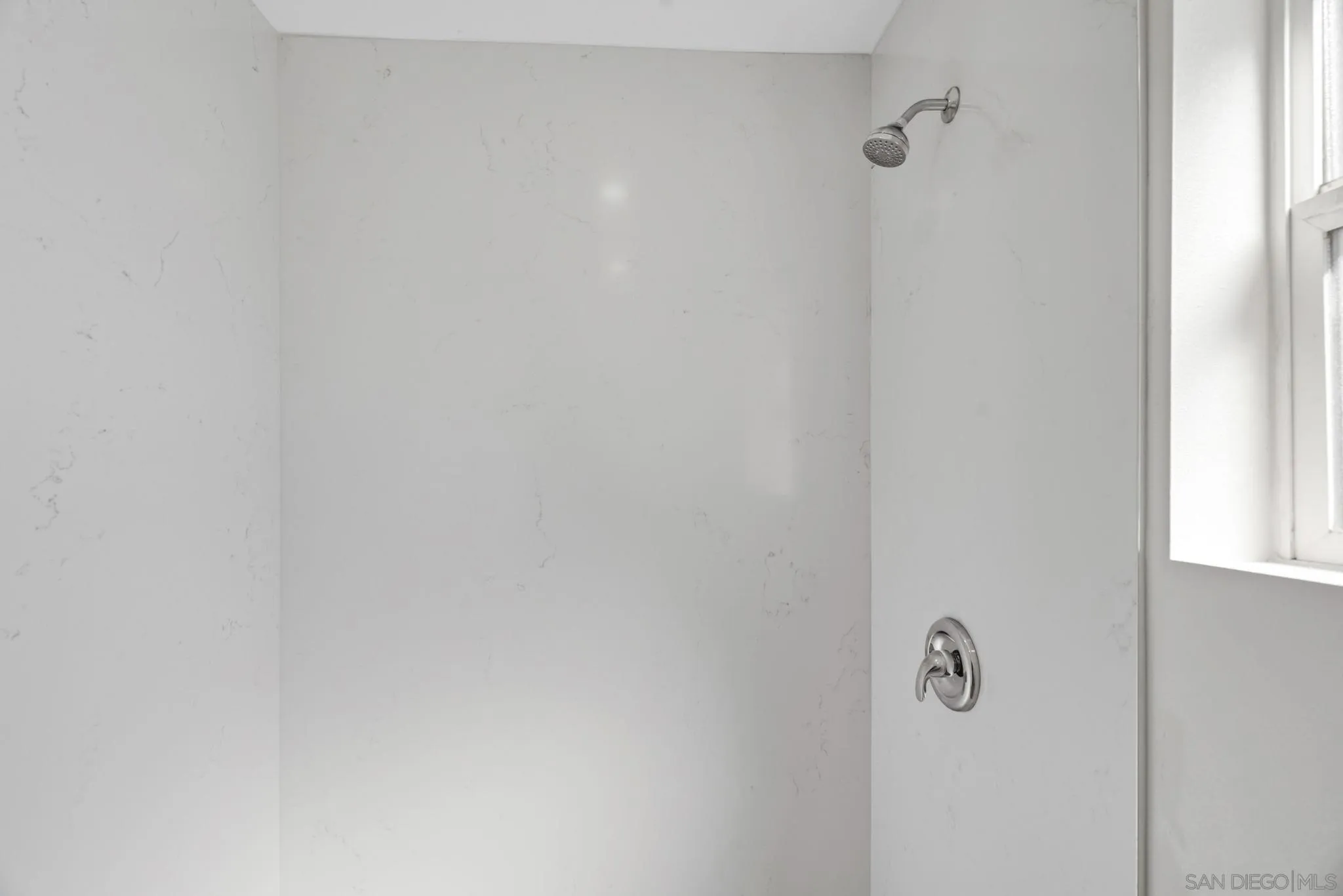 327-29 28Th St., San Diego, CA 92102 327-29 28Th St., San Diego, CA 92102