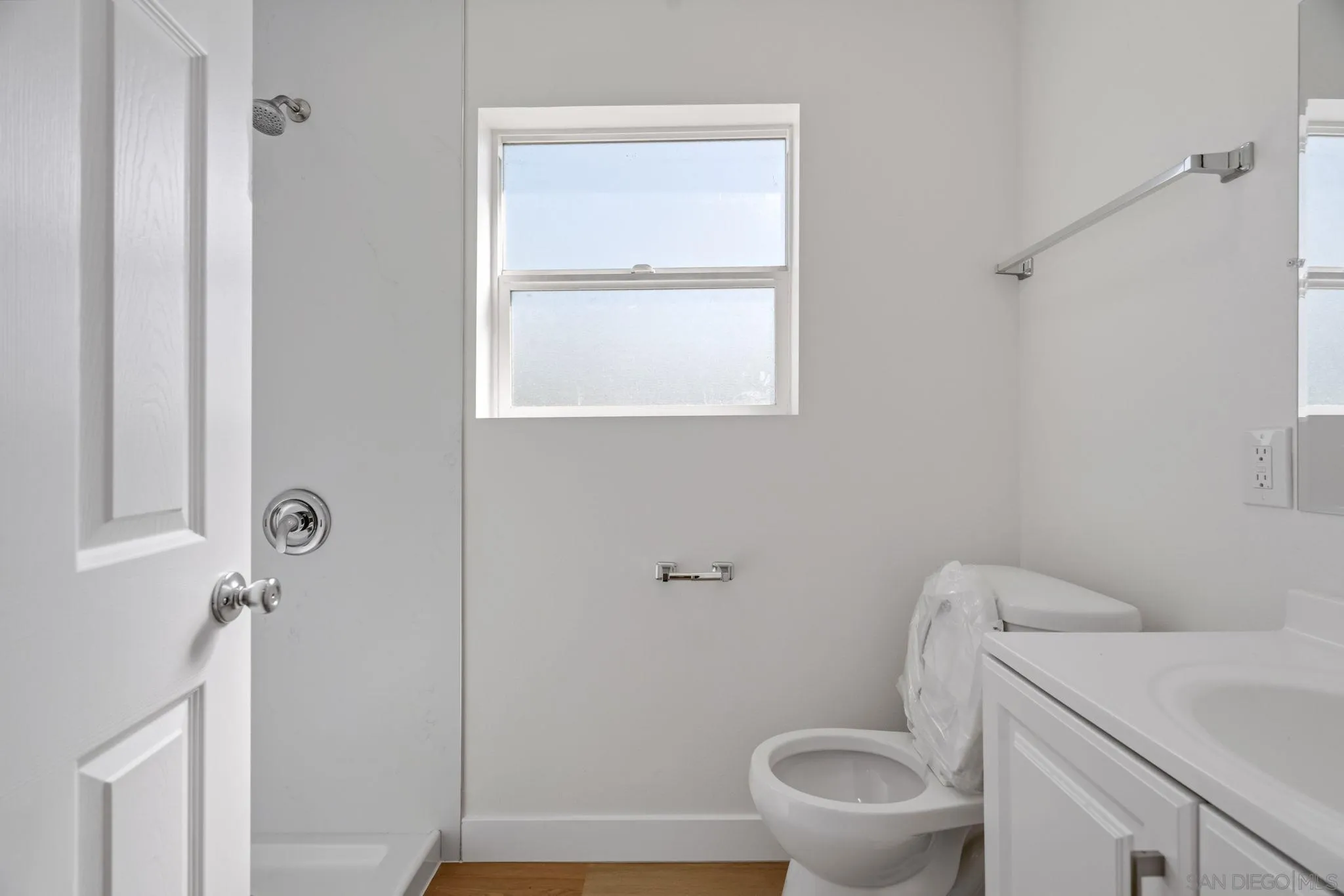 327-29 28Th St., San Diego, CA 92102 327-29 28Th St., San Diego, CA 92102
