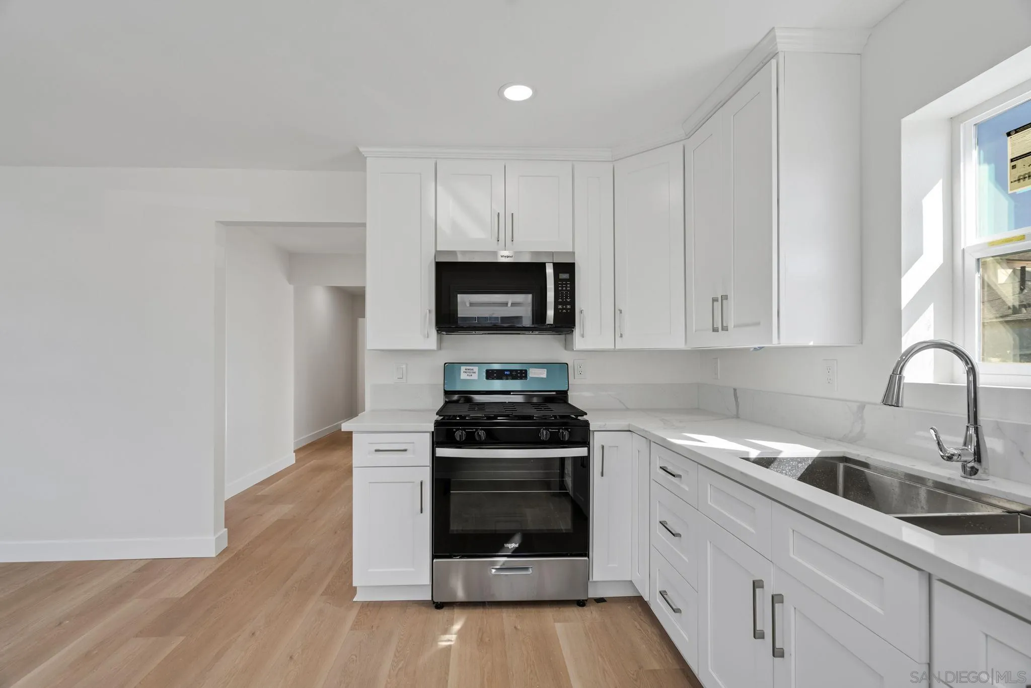 327-29 28Th St., San Diego, CA 92102 327-29 28Th St., San Diego, CA 92102