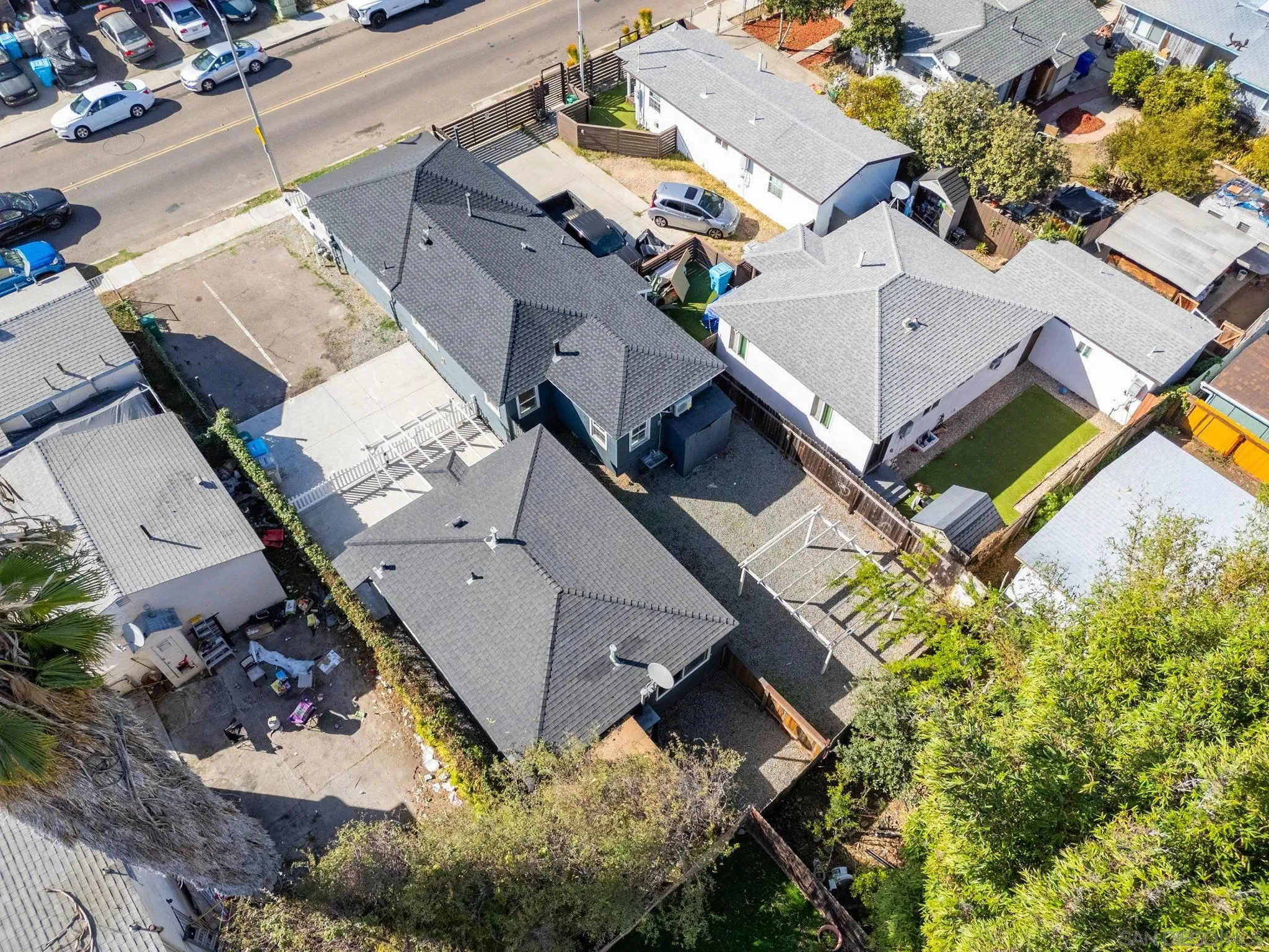 327-29 28Th St., San Diego, CA 92102 327-29 28Th St., San Diego, CA 92102