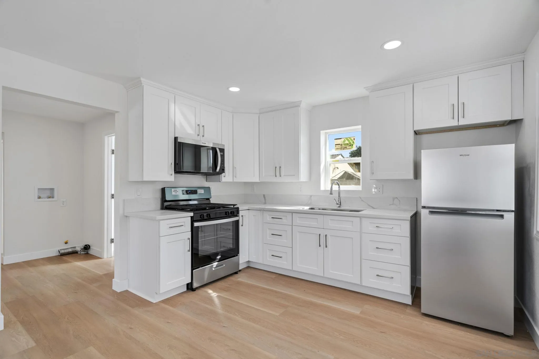 327-29 28Th St., San Diego, CA 92102 327-29 28Th St., San Diego, CA 92102
