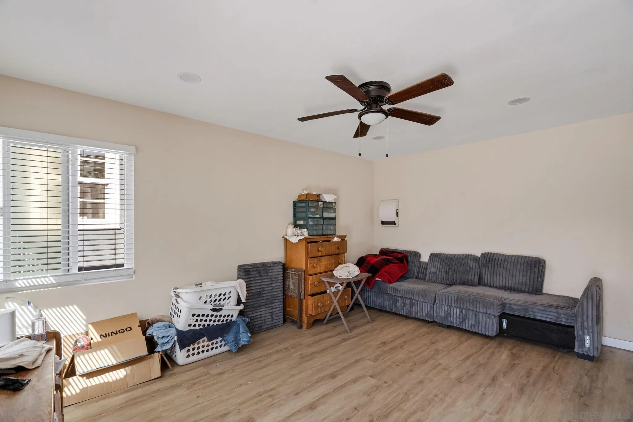 327-29 28Th St., San Diego, CA 92102 327-29 28Th St., San Diego, CA 92102