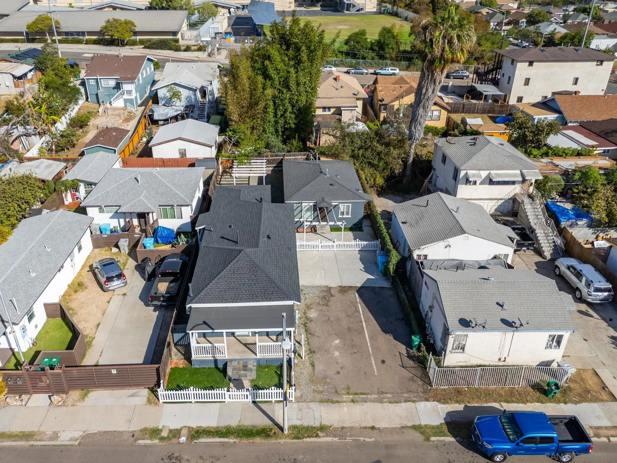 327-29 28Th St., San Diego, CA 92102 327-29 28Th St., San Diego, CA 92102