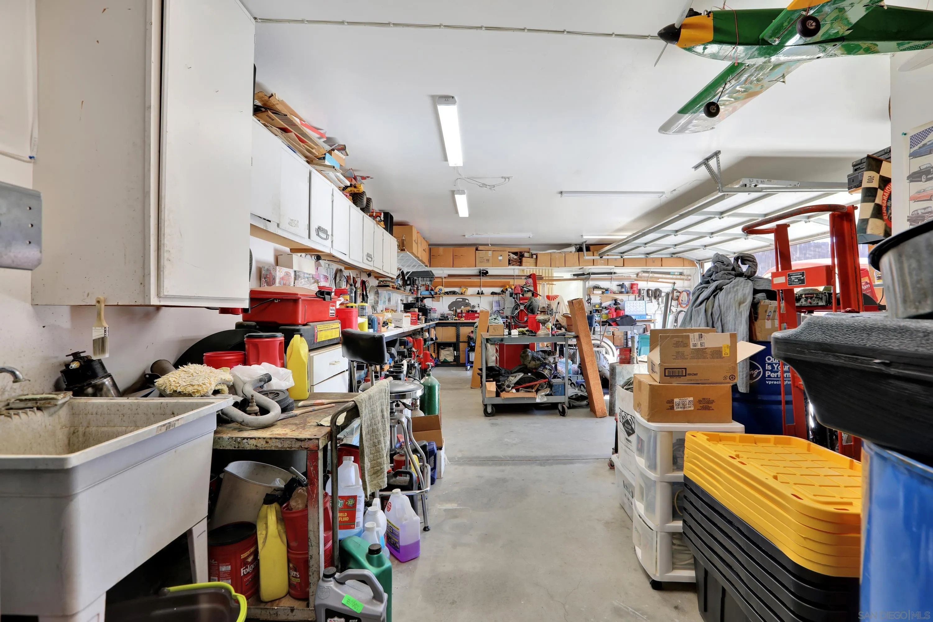 4643 Firestone St., San Diego, CA 92117 4643 Firestone St., San Diego, CA 92117
