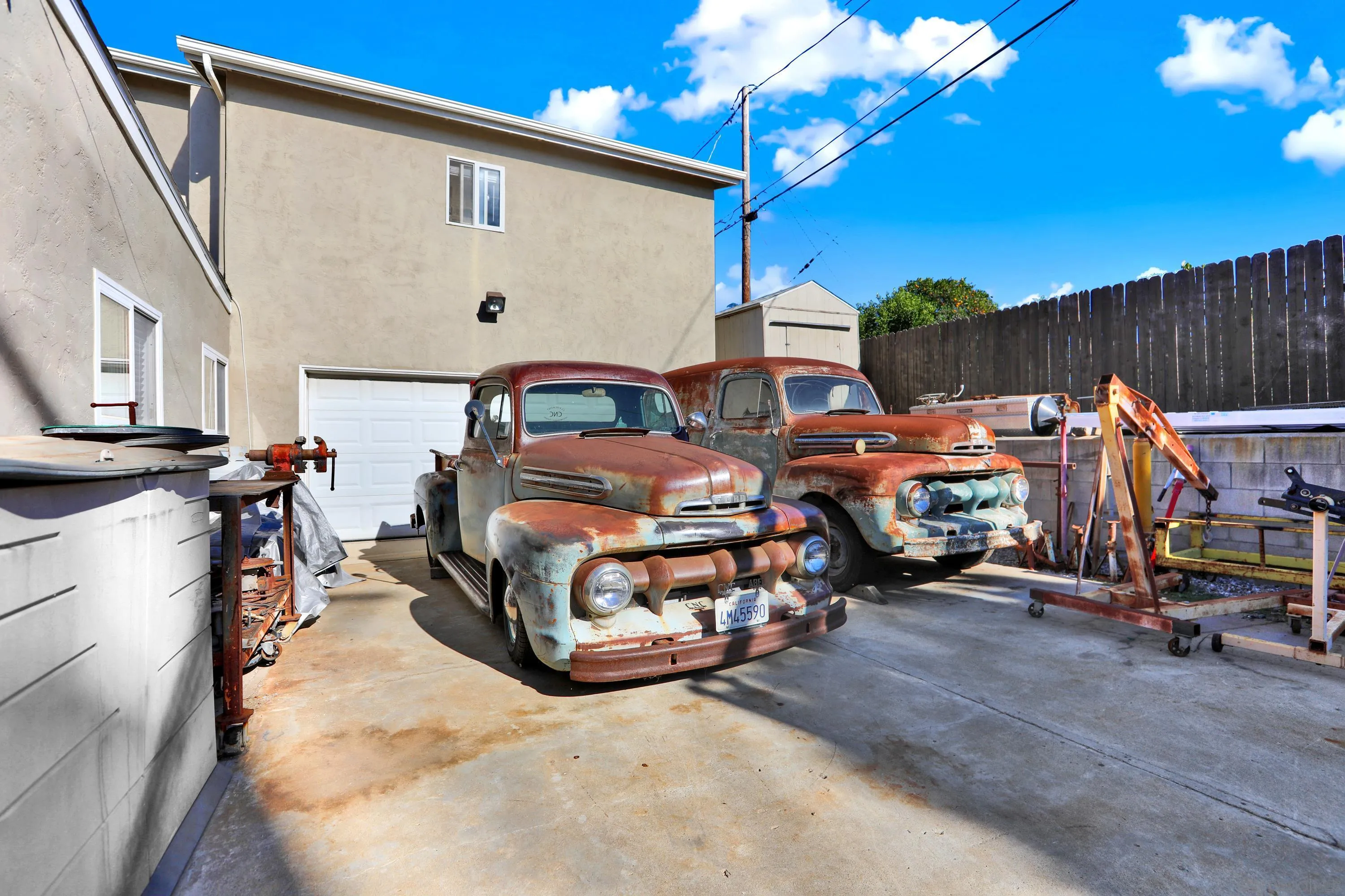 4643 Firestone St., San Diego, CA 92117 4643 Firestone St., San Diego, CA 92117