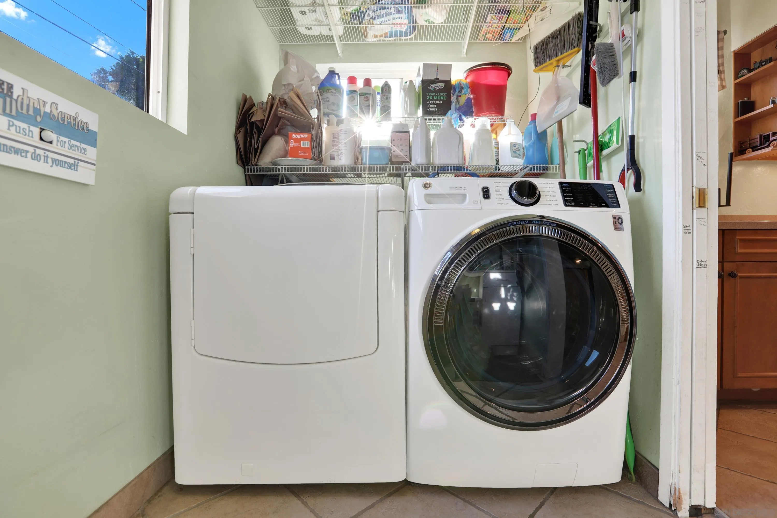 4643 Firestone St., San Diego, CA 92117 4643 Firestone St., San Diego, CA 92117