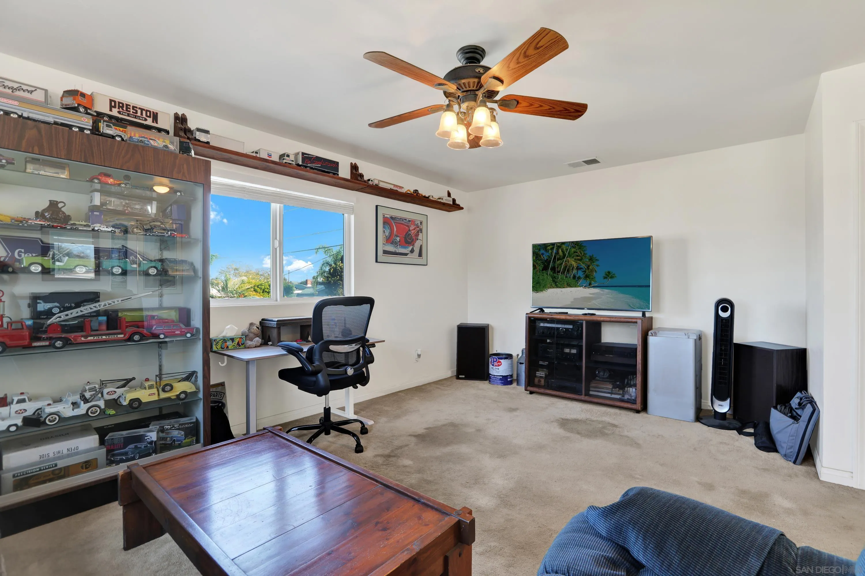 4643 Firestone St., San Diego, CA 92117 4643 Firestone St., San Diego, CA 92117