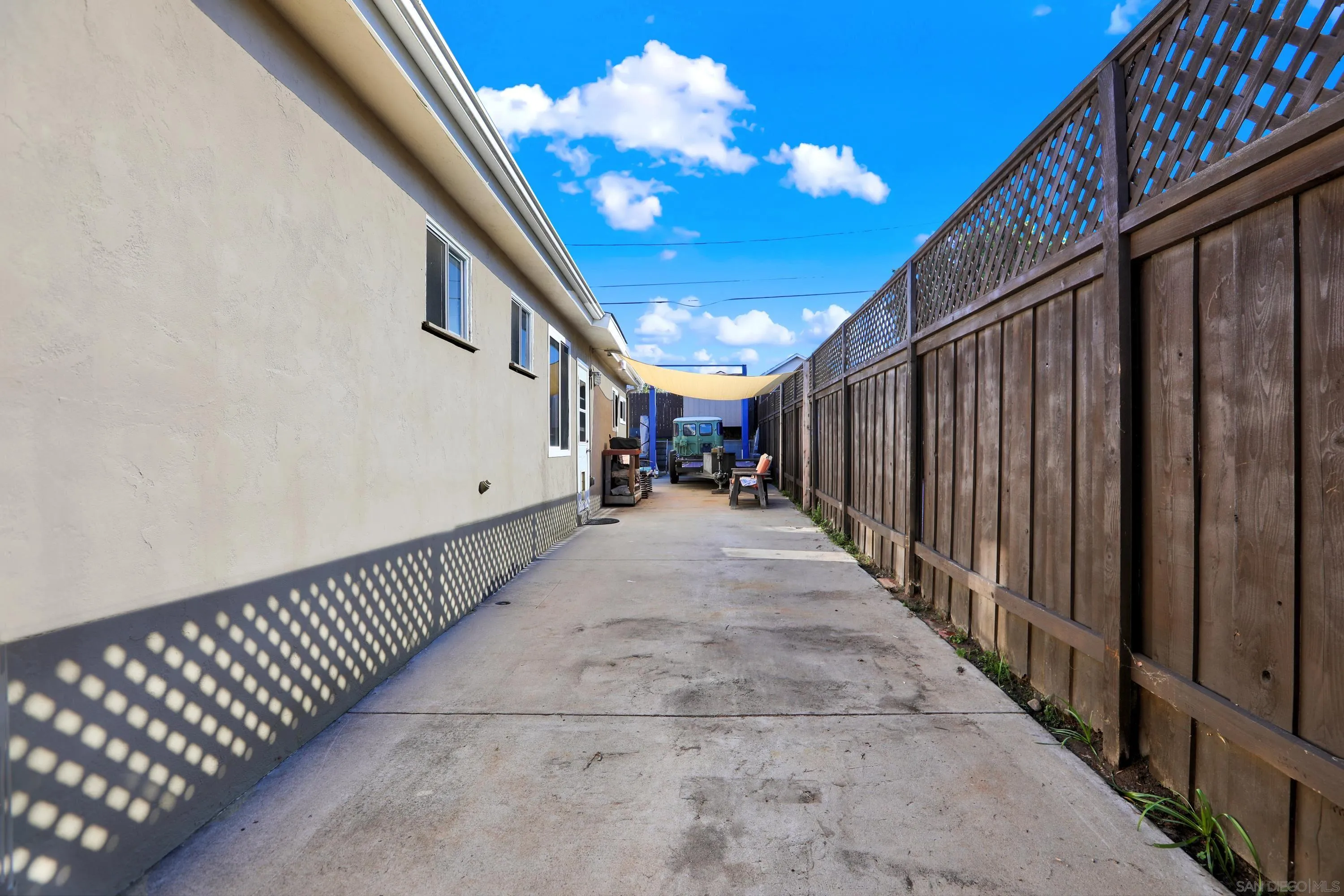 4643 Firestone St., San Diego, CA 92117 4643 Firestone St., San Diego, CA 92117