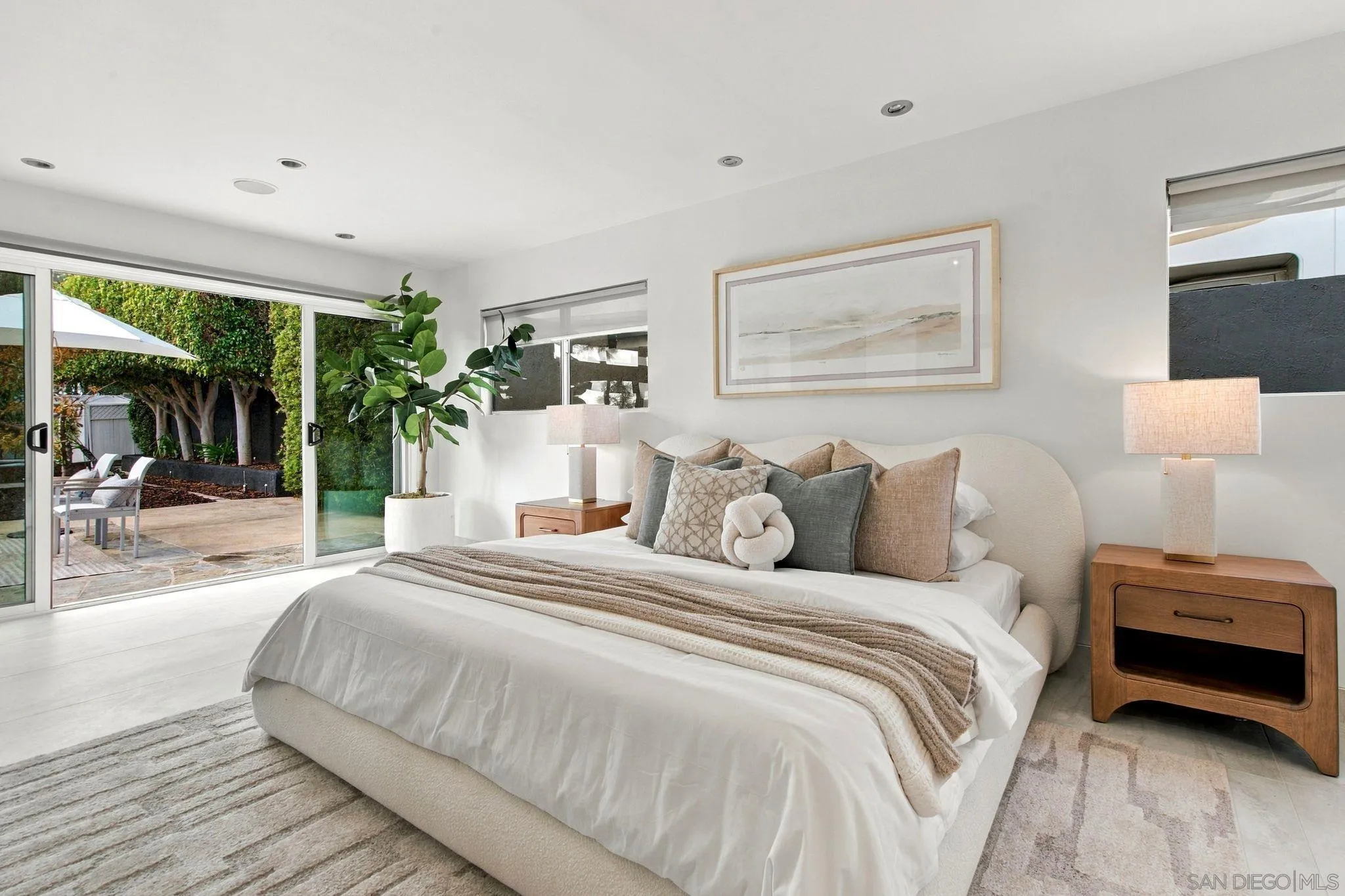 2582 Meadow Lark Drive, San Diego, CA 92123 2582 Meadow Lark Drive, San Diego, CA 92123