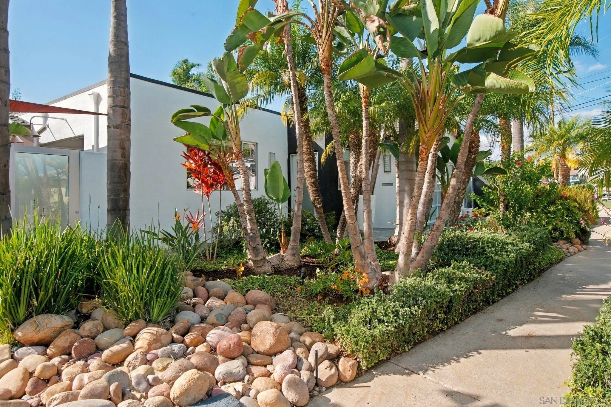 2582 Meadow Lark Drive, San Diego, CA 92123 2582 Meadow Lark Drive, San Diego, CA 92123