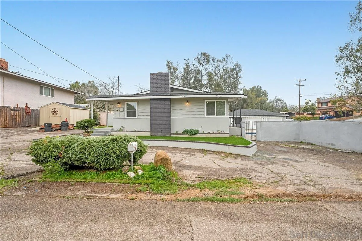 2408 Suncrest Blvd, El Cajon, CA 92021 2408 Suncrest Blvd, El Cajon, CA 92021