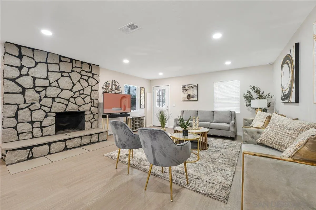 2408 Suncrest Blvd, El Cajon, CA 92021 2408 Suncrest Blvd, El Cajon, CA 92021