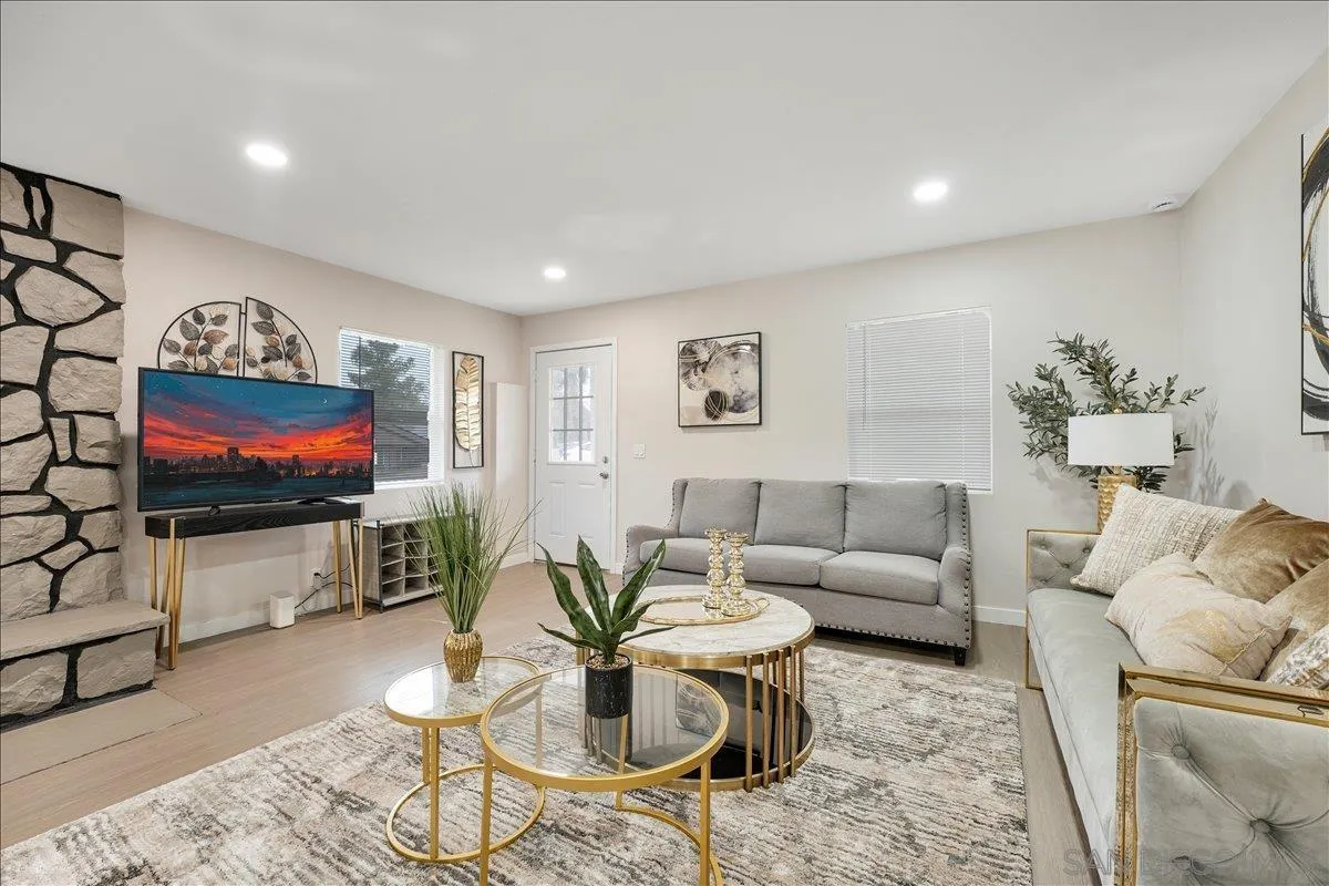 2408 Suncrest Blvd, El Cajon, CA 92021 2408 Suncrest Blvd, El Cajon, CA 92021