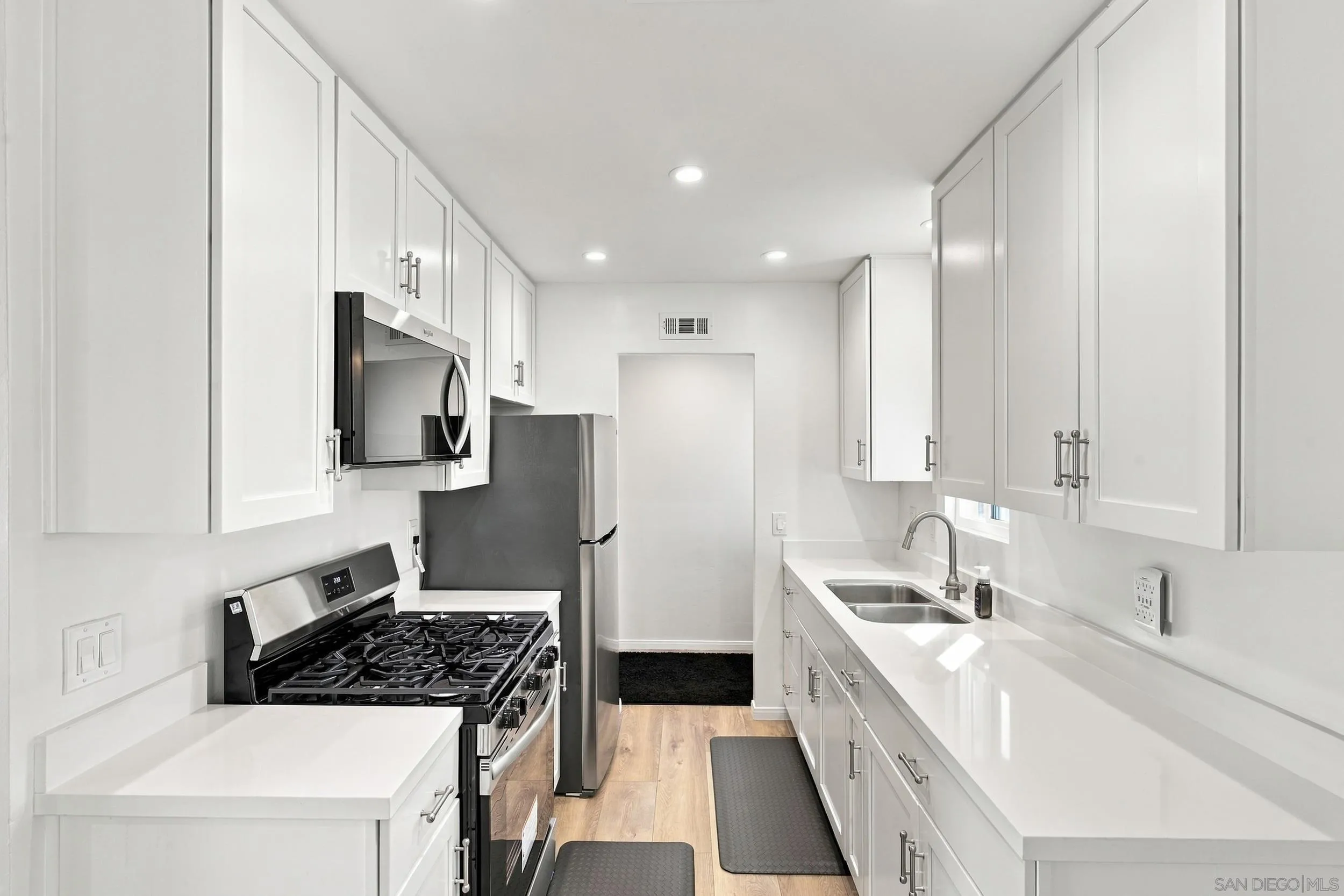 https://cdn.realtyfeed.com/cdn/127/260025941/3620a1f710ed7e37a040f8caf66ada1c.webp