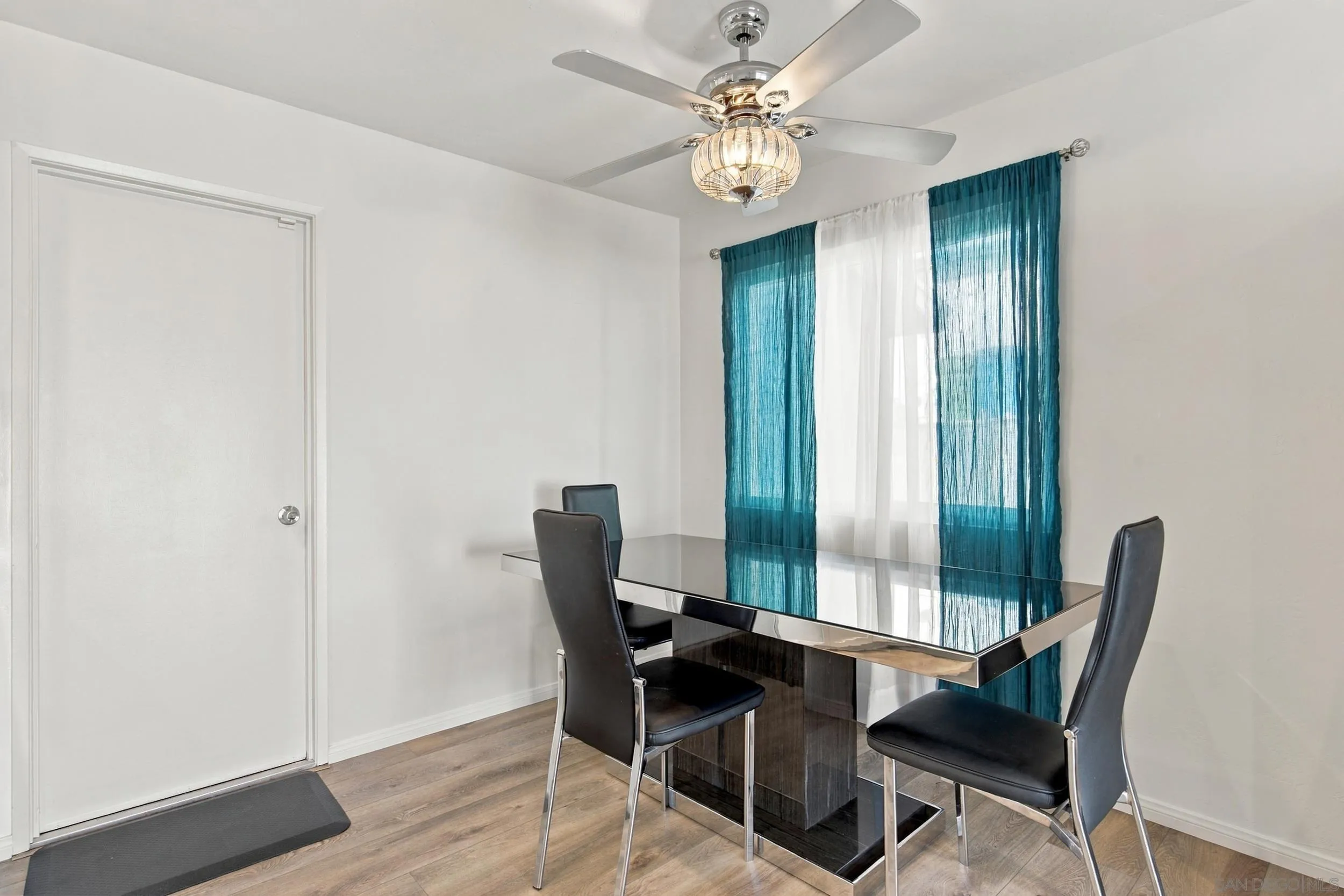 https://cdn.realtyfeed.com/cdn/127/260025941/8b2cf7033e96d9d6f43fc7a87ecaa489.webp