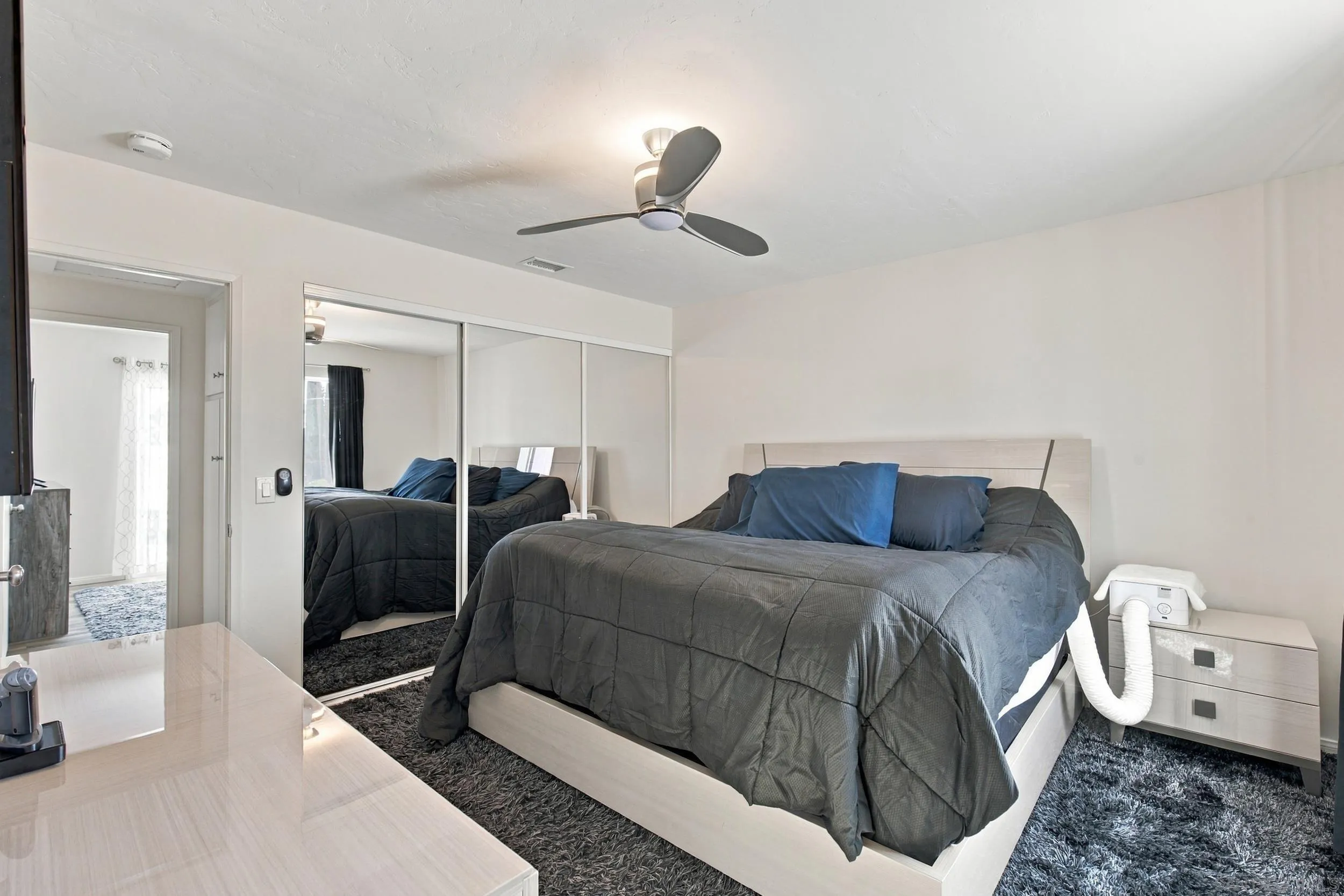 https://cdn.realtyfeed.com/cdn/127/260025941/a496492dee1149e30c7177be8911bc4f.webp